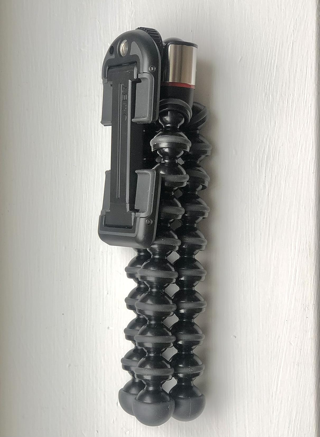 GripTight ONE GP, Universal Phone Holder, Magnetic GorillaPod Flexible Small Tripod for Smartphone, Foldable and Portable - JOBY customer photo 2