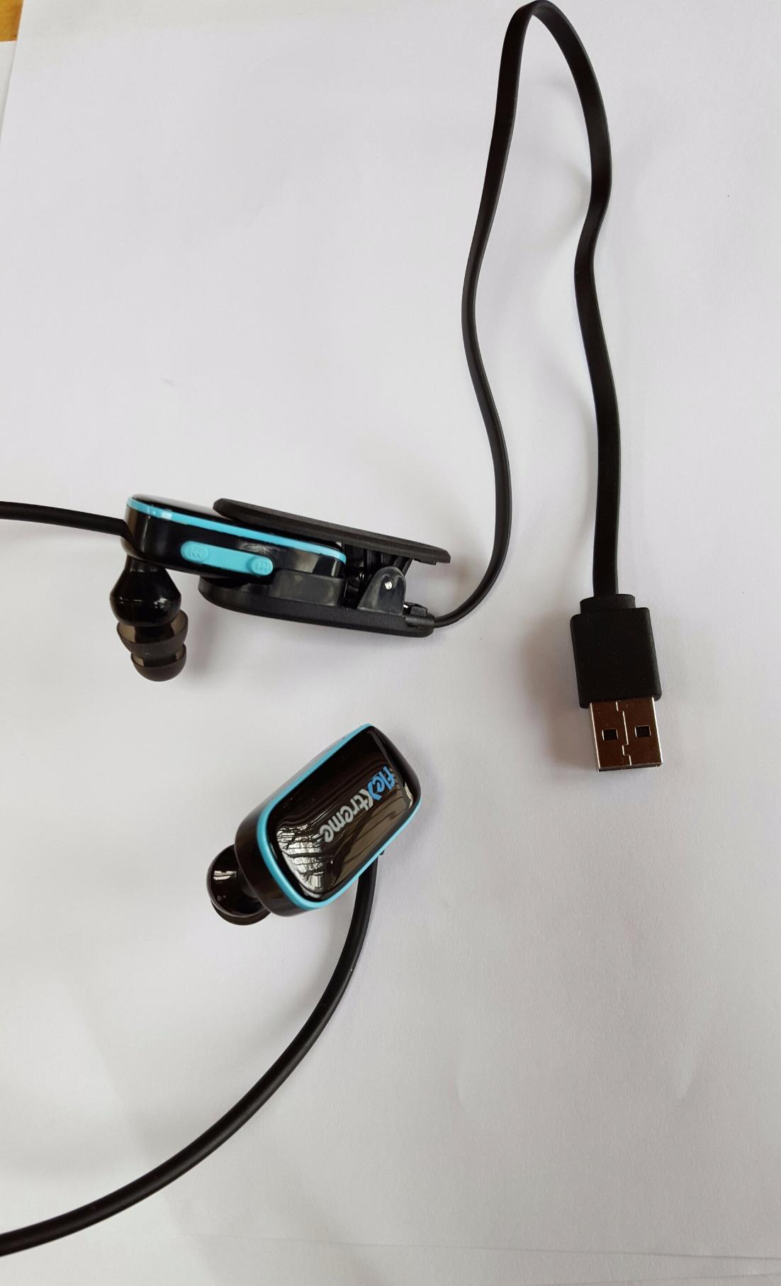 PYLE MP3 PLAYER, WATERPROOF, SPORTS, 8GB Memory, IPX8 Rating, USB Connection, Rechargeable Battery, Includes Earbuds, Perfect for Swimming, Running, Gym, Ergonomic Design, Sweatproof, Dustproof customer photo 2