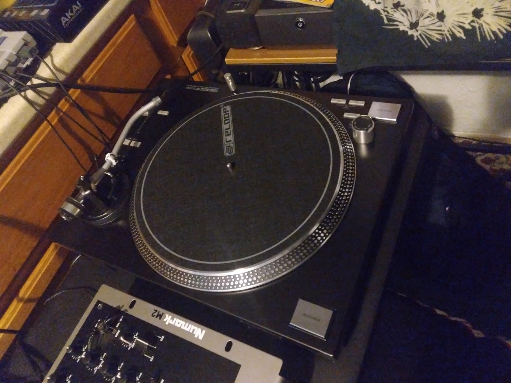 Reloop RP-7000 MK2 Professional Upper Torque Turntable System Black customer photo 1