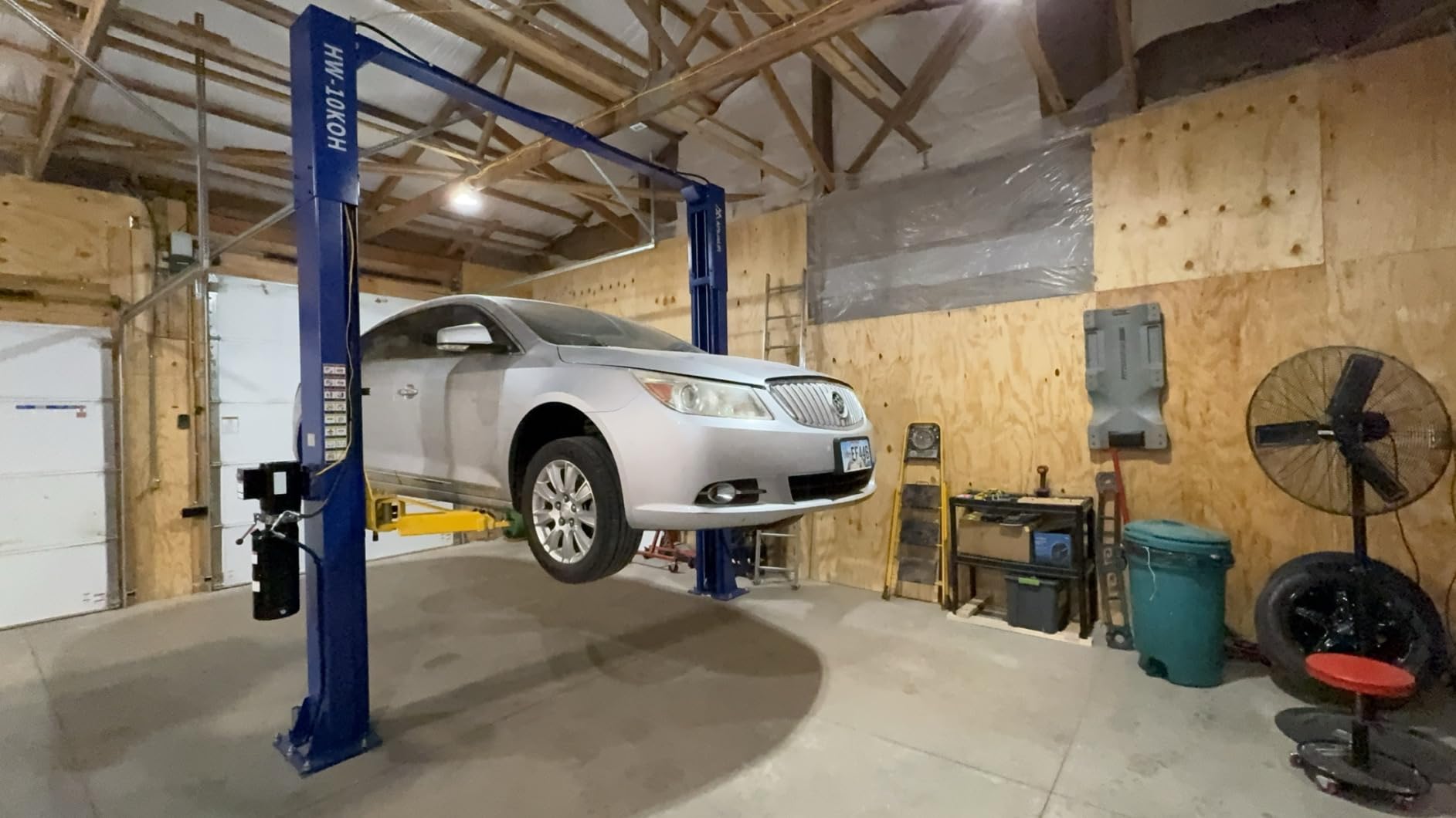 APlusLift HW-10KOH-A 10000LB Two Post Overhead Clear Floor Car Lift/Industry Leading 3 Year Warranty customer photo 3