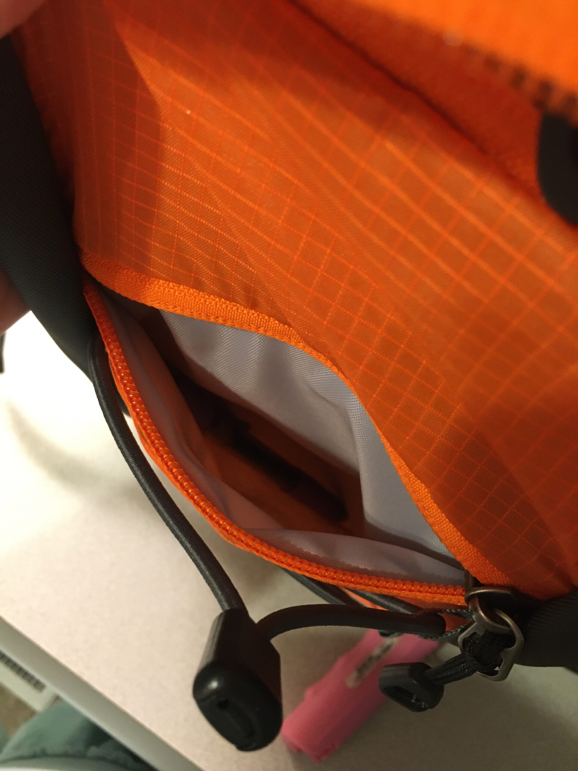 Unigear Hydration Pack Backpack with 70 oz 2L Water Bladder for Running, Hiking, Cycling, Climbing, Camping, Biking customer photo 2