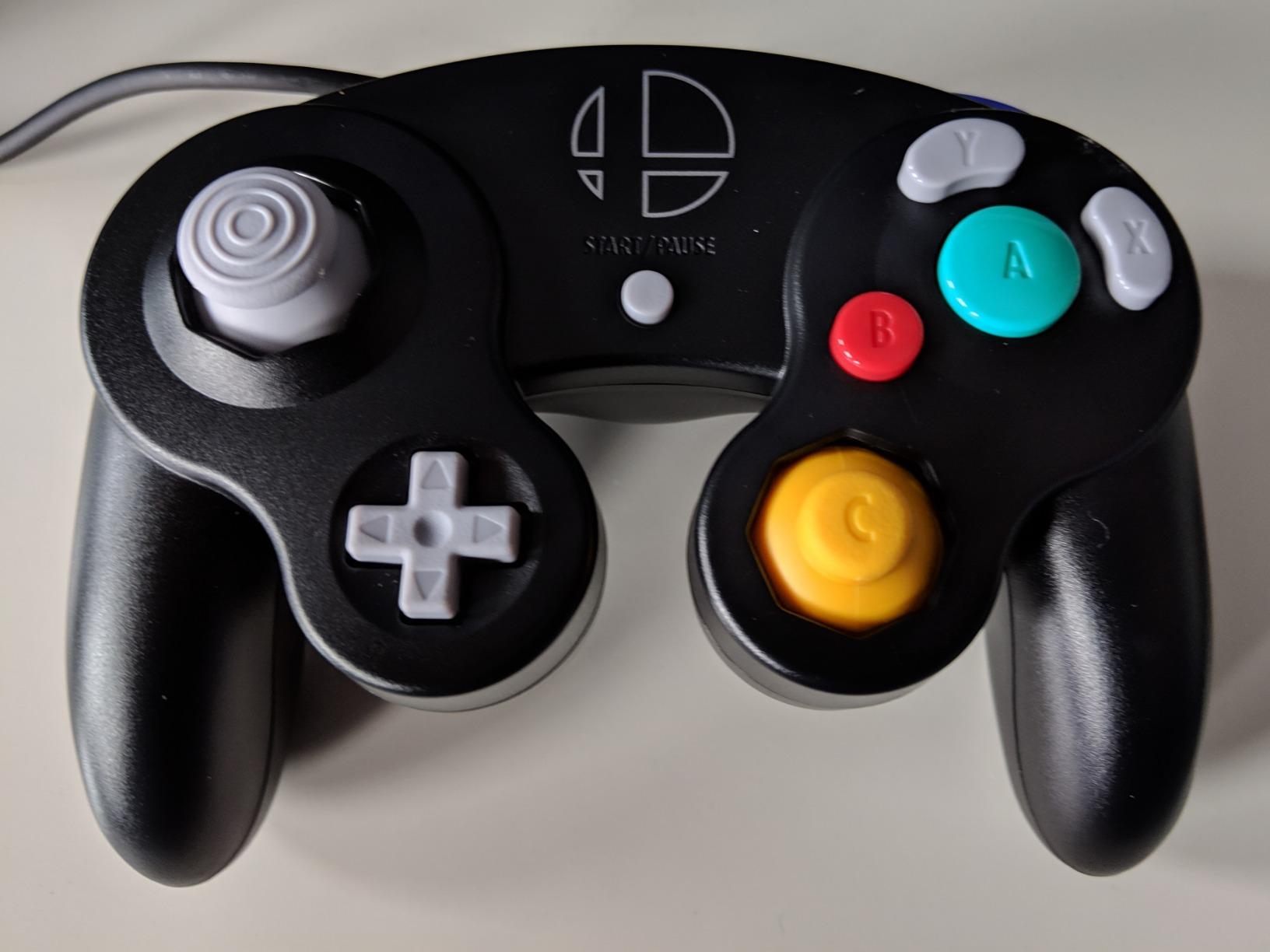 Nintendo Super Smash Bros. Ultimate Edition GameCube Controller - Switch customer photo 2