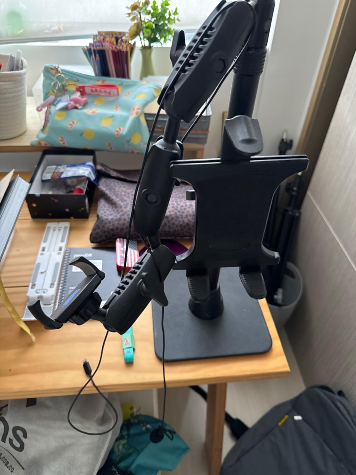 Mounts Phone Holder Full Kit - Adjustable Overhead Arm Cell Phone Table Top Stand and Tablet Mount with Ring Light - Professional Holders for Horizontal or Vertical Filming - ARKON customer photo 2