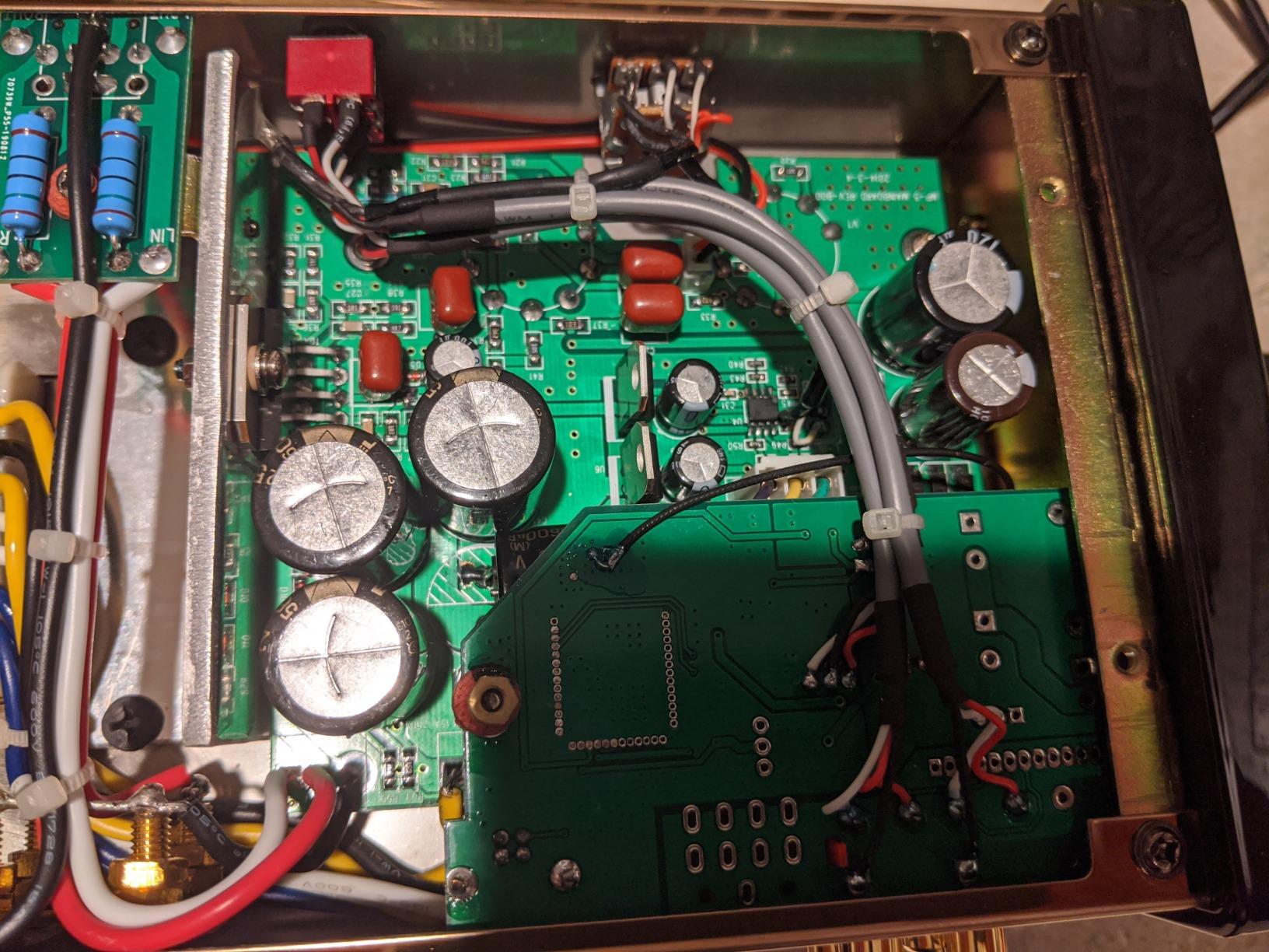 Dared MP-5BT a Stereo Vacuum Tube Integrated Amplifier, Hybrid Amplifier, Bluetooth Connection, USB/DAC Input, Headphone Output, Pre Output, 25Wx2, with Tubes 6N1*1, 6N2*1, 6E2*1, AC110V and AC230V Optional customer photo 1