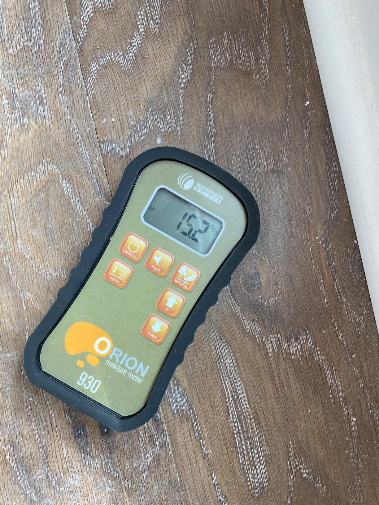 Orion 930 Pinless Wood Moisture Meter by Wagner Meters | Accurate, Non-Damaging, Dual Depth Lumber Moisture Measurement, On-site Calibration (Standard Calibrator) customer photo 1