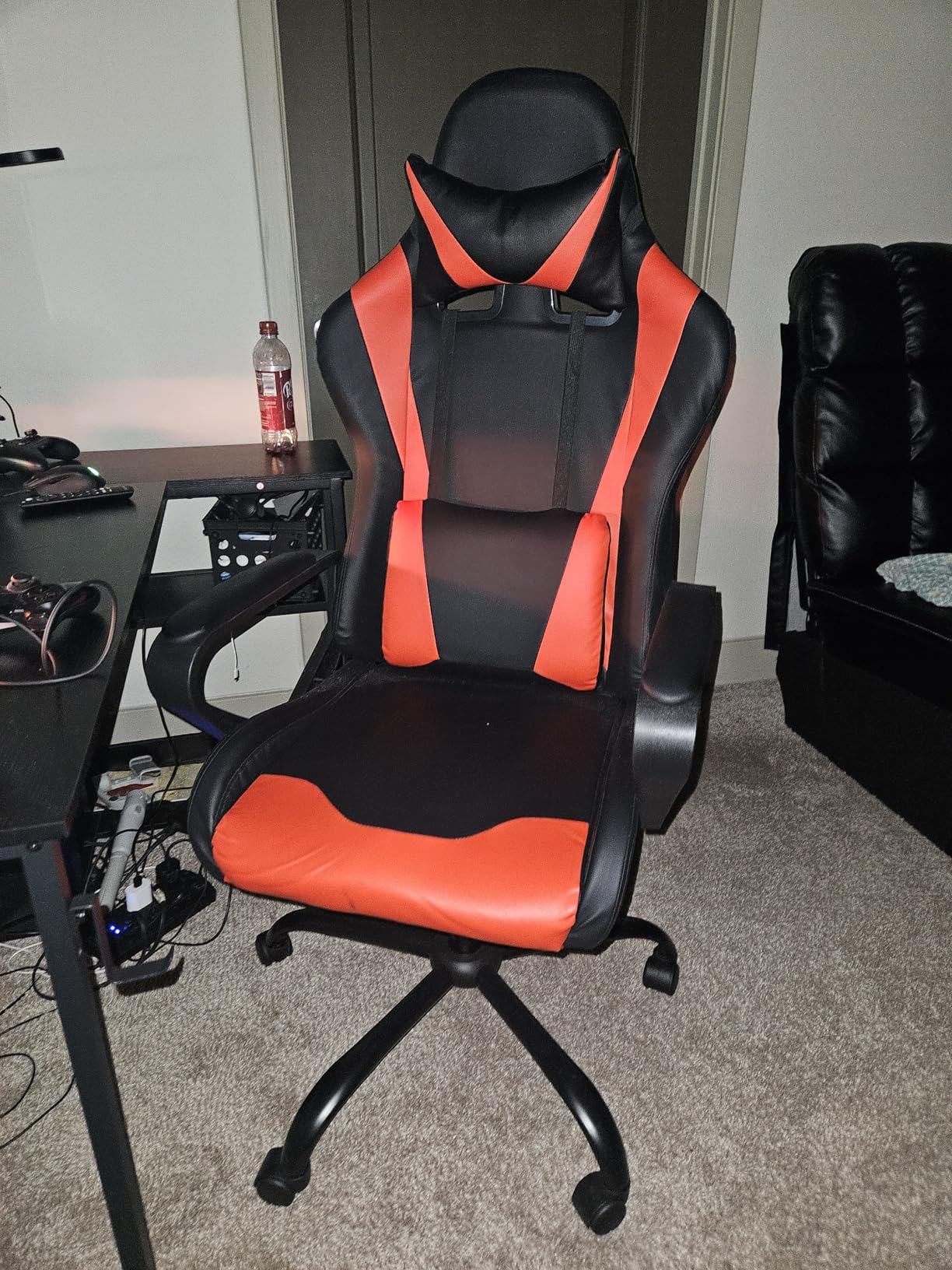 BestOffice High-Back Gaming Chair PC Office Chair Computer Racing Chair PU Desk Task Chair Ergonomic Executive Swivel Rolling Chair with Lumbar Support for Back Pain Women, Men, White customer photo 1