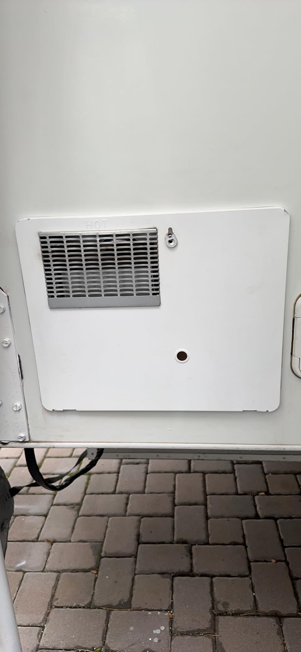 Suburban Advantage Direct Fit 6 Gallon Steel Tank Water Heater SAW6DE, Direct Spark Ignition (DSI), LP Gas and Incoloy Electric Element, RV Instant Hot Water, Long Lasting (5321A) customer photo 2