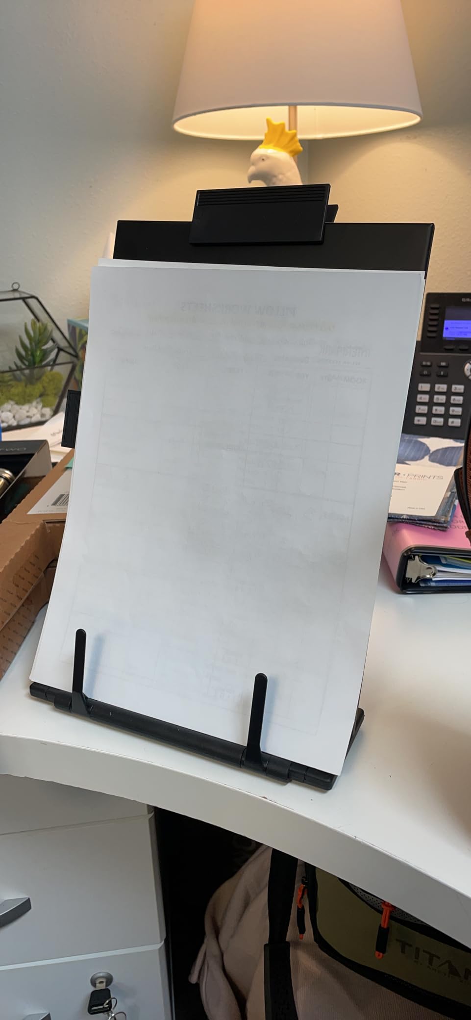 Hanghs Desktop Document Holder/Paper Stand/Clipboard for Sheet Music/Cookbook/Book with 7 Adjustable Positions and a Highlighting Side Clip Black customer photo 1