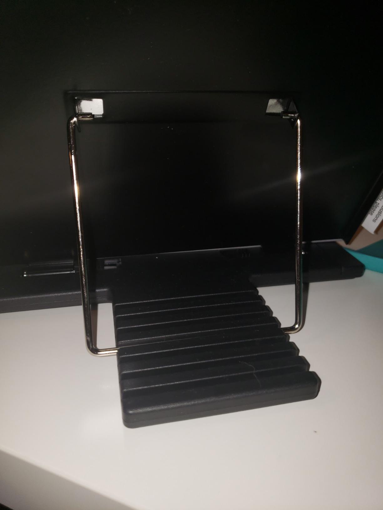Hanghs Desktop Document Holder/Paper Stand/Clipboard for Sheet Music/Cookbook/Book with 7 Adjustable Positions and a Highlighting Side Clip Black customer photo 2
