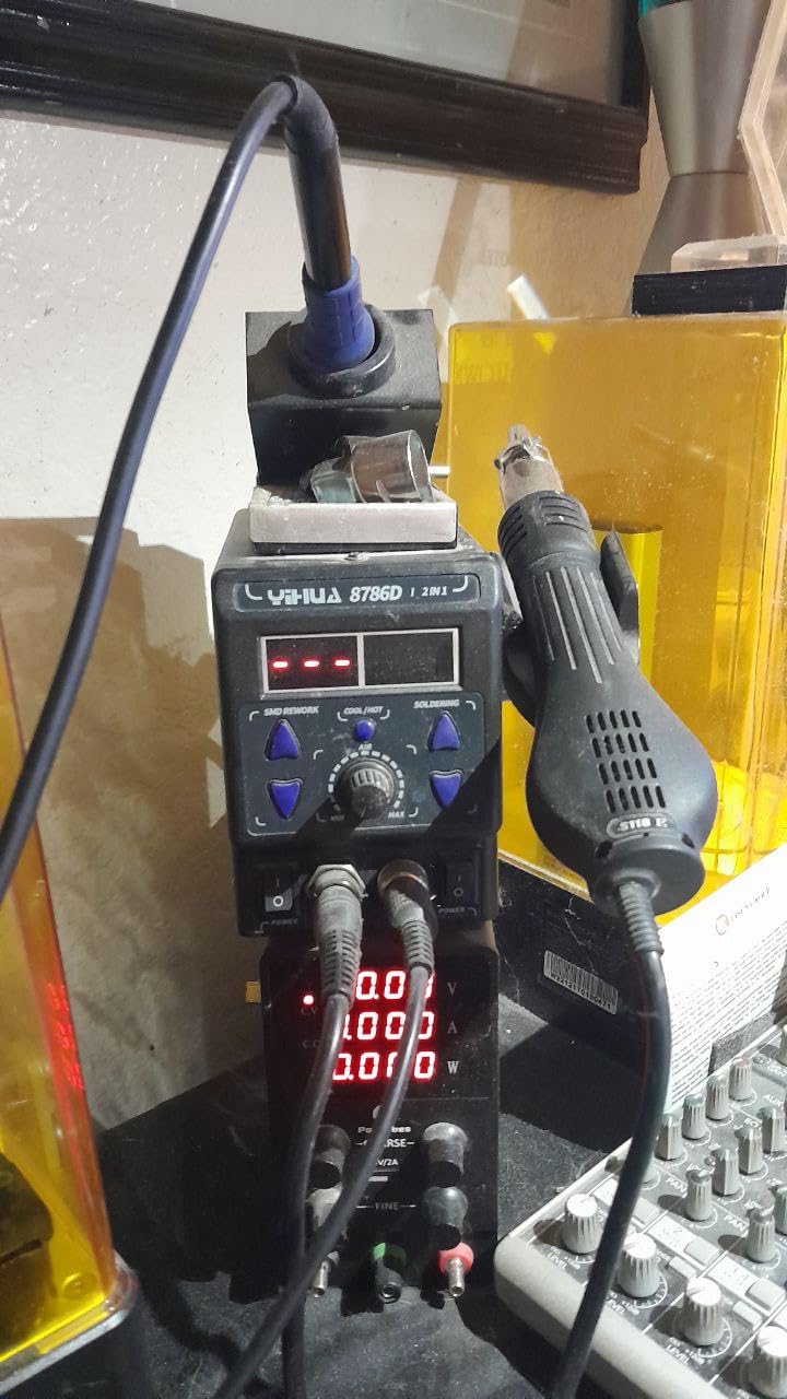 YIHUA 8786D I 2 in 1 Hot Air Rework and Soldering Iron Station with 10 Solder Iron Tips, 4 Hot Air Nozzles, F / C, Cool/Hot Air Conversion and Sleep Function customer photo 1