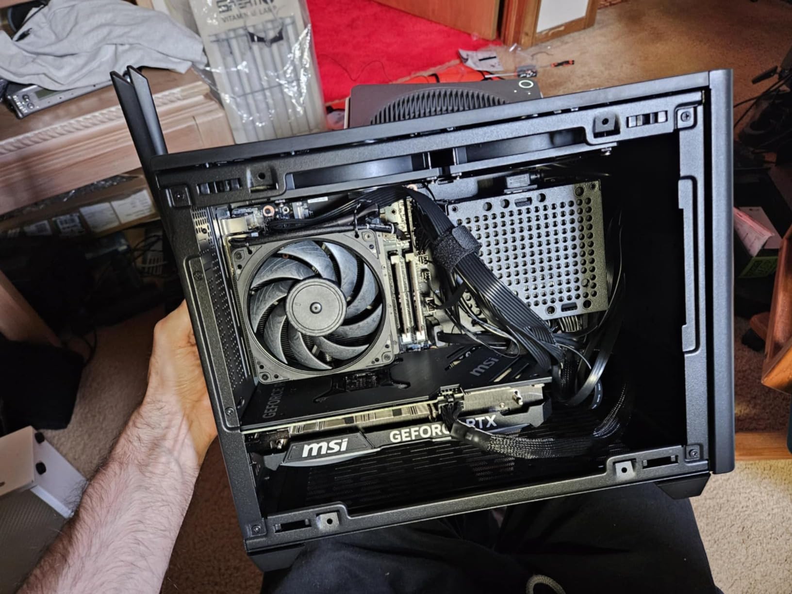 FSP Dagger Pro 650W SFX Power Supply, 80 Plus Gold, Full Modular (SDA2-650) customer photo 1