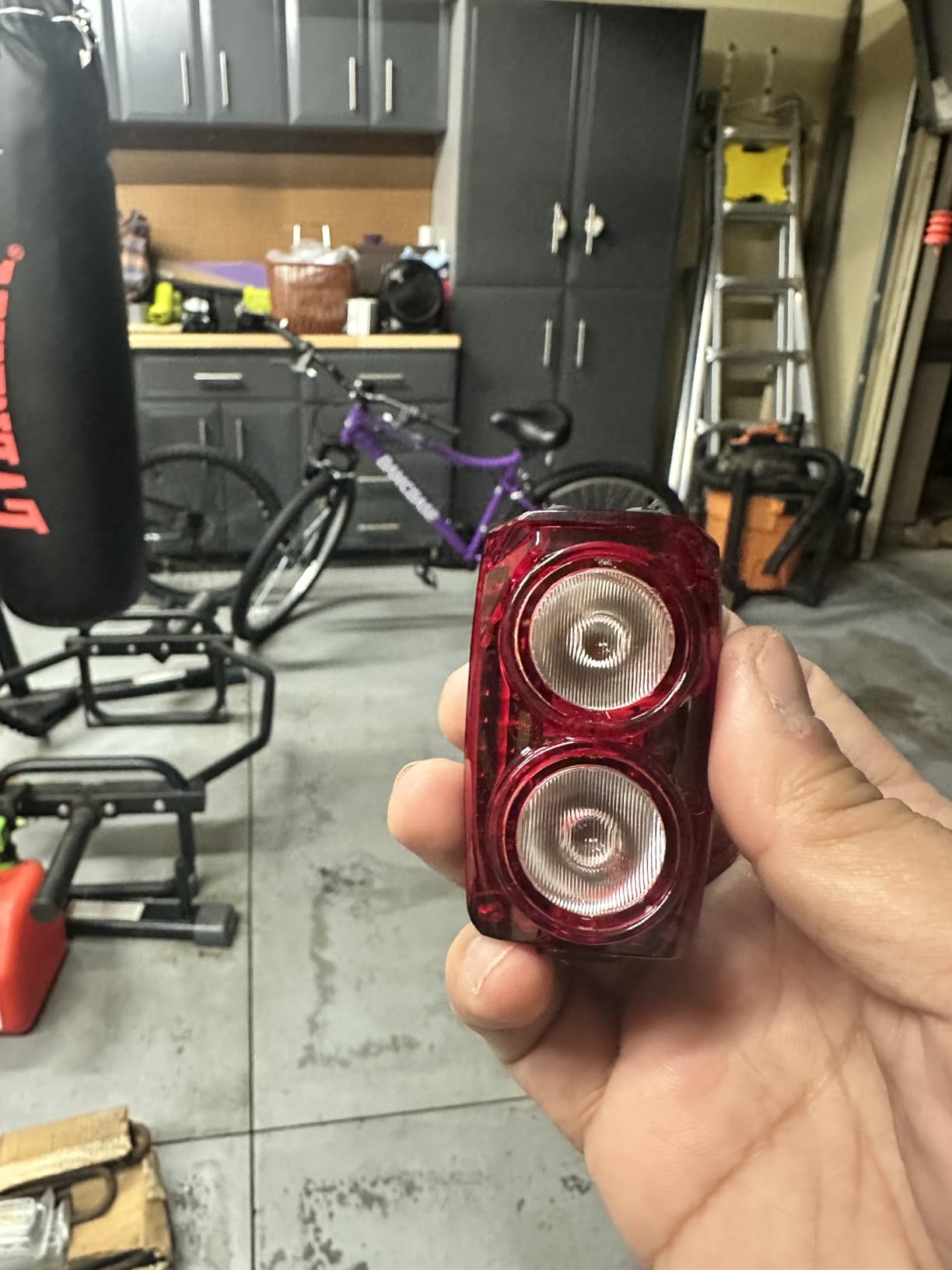 Cygolite Hypershot 350 Lumen Bike Tail Light- 7 Night & Daytime Modes-User Adjustable Flash Speeds customer photo 1