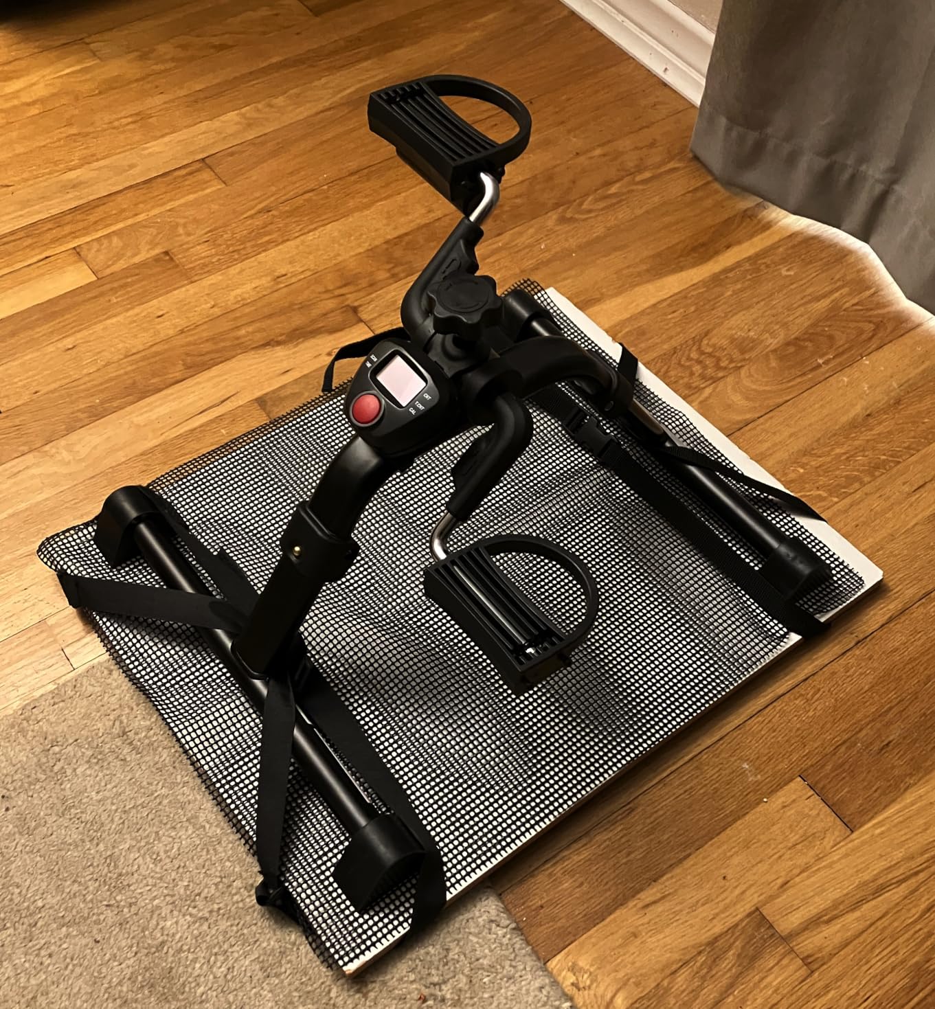 Vaunn Foldable Compact Professional Wrist Arm Leg Strengtheners Pedal Exerciser with Electronic Display customer photo 2