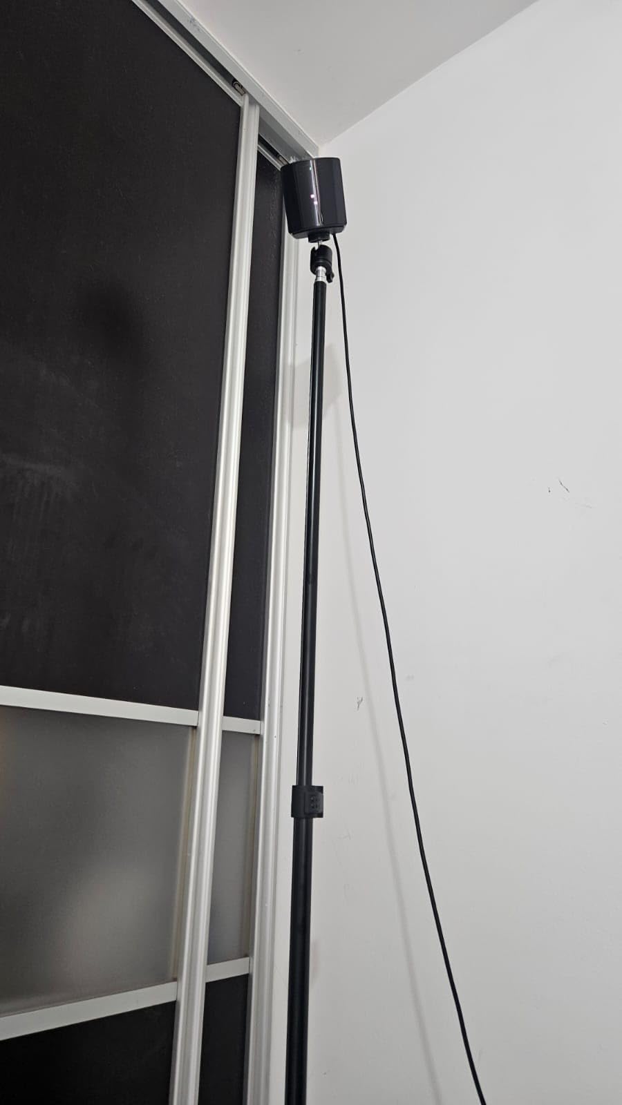 Skywin VR Tripod Stand, Base Station Mount (2 Stands), Compatible with Steam VR Base Station 2.0, Oculus Rift Constellation (Black) customer photo 1