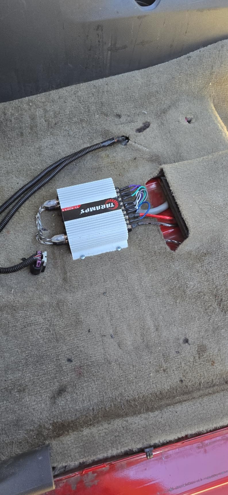 Taramps TS 400x4 400 watts RMS 4 Channels Full Range Car Audio Amplifier, Class D customer photo 1