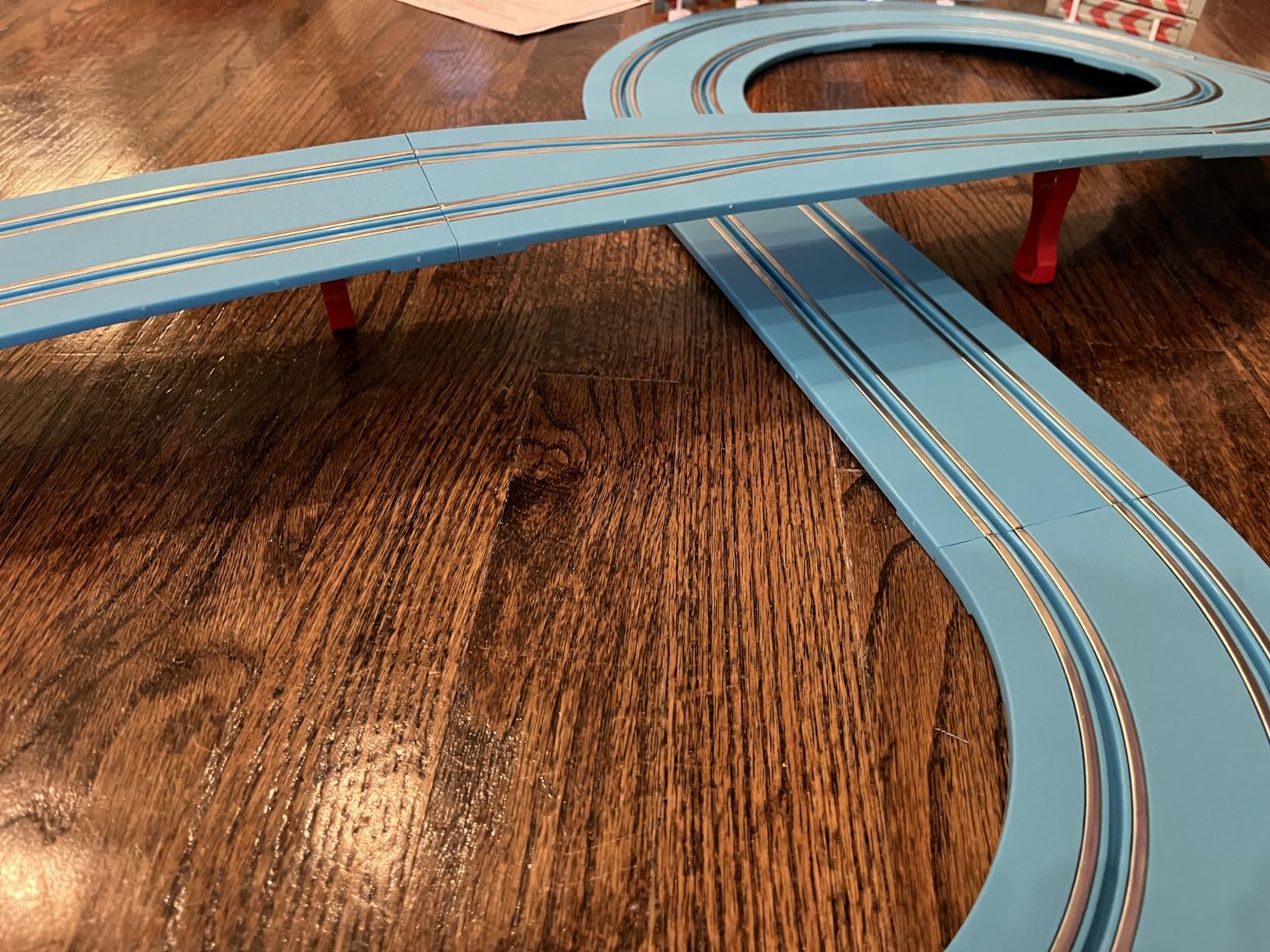 Carrera First Nintendo Mario Kart Slot Car Race Track - Includes 2 Cars: Mario and Luigi and Two-Controllers - Battery-Powered Beginner Set for Kids Ages 3 Years and Up customer photo 2