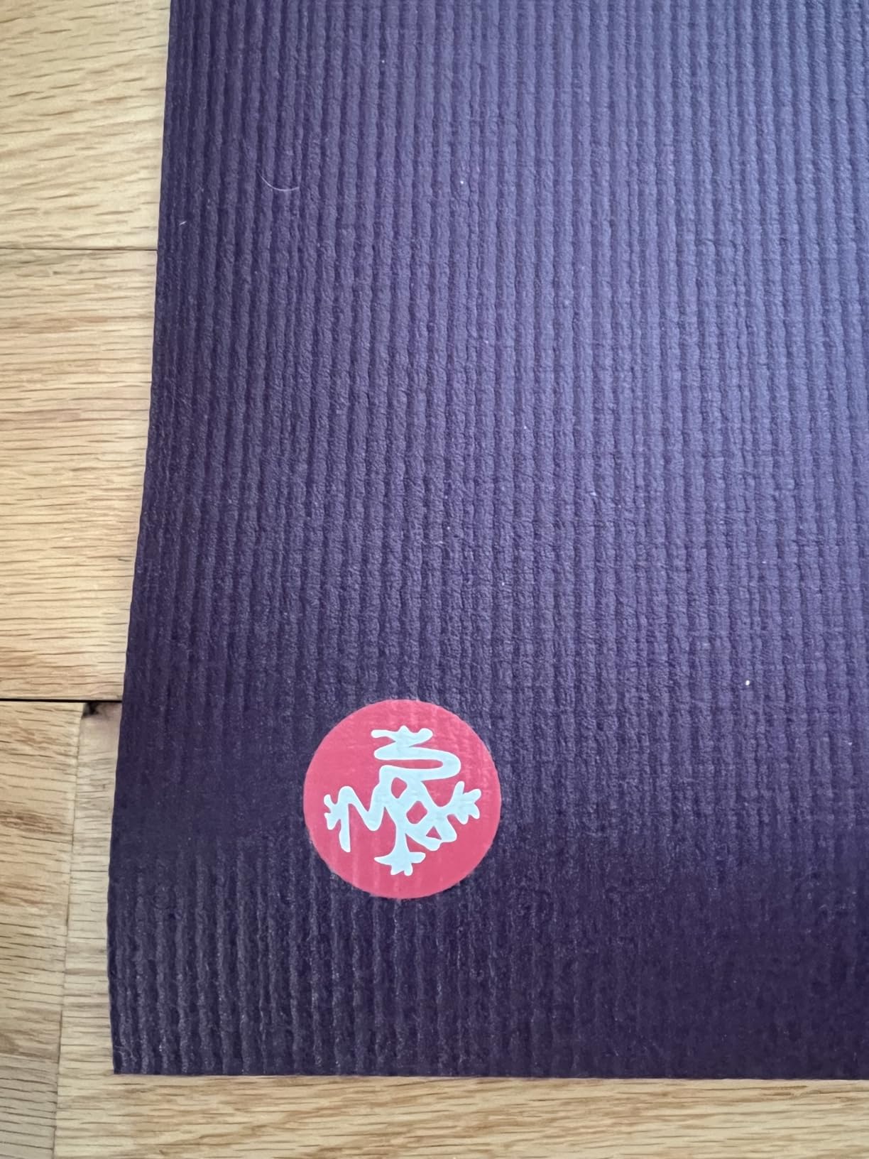 Manduka PROlite Yoga Mat - 4.7mm | Lifetime Durability | Hygienic Construction | Teacher Approved customer photo 1