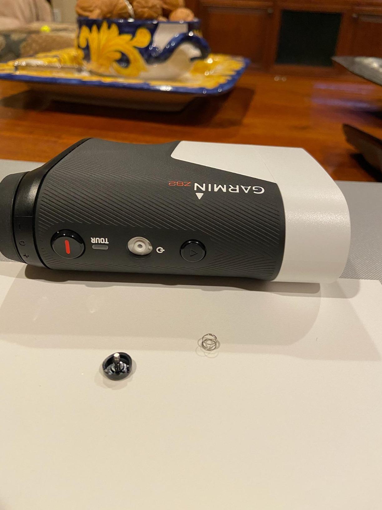 Garmin Approach Z82, Golf GPS Laser Range Finder, Accuracy Within 10