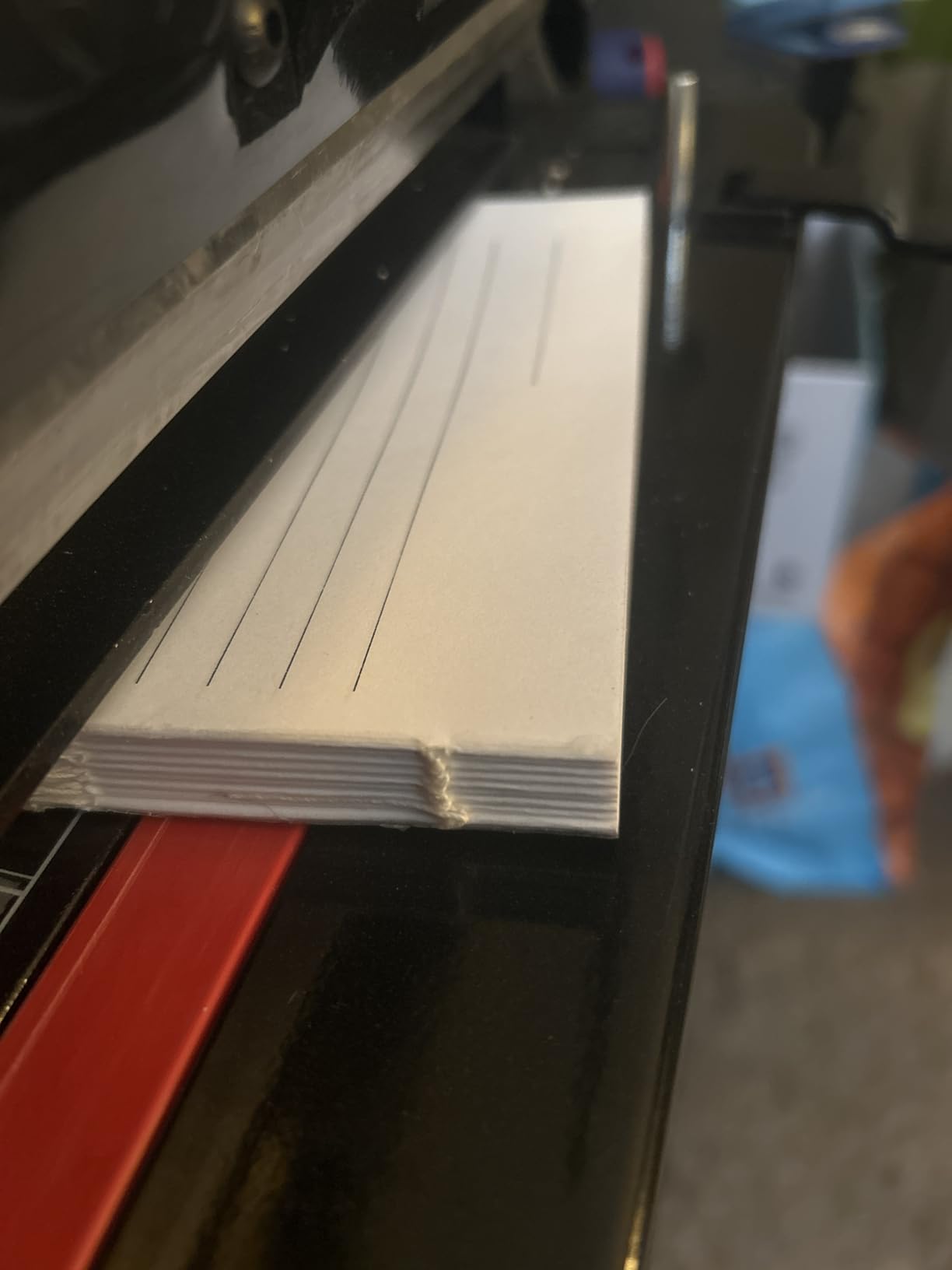 Heavy Duty Guillotine Paper Cutter - 400 Sheets Capacity, A4 12