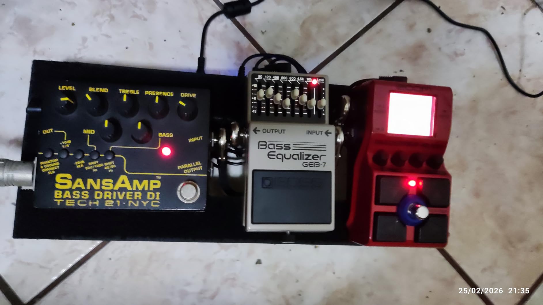 Ghost Fire Large Guitar Pedal Board Aluminum Alloy Super light Effect Pedalboard with Carry Bag,SPL-06 (24.4''x15.7'') customer photo 1