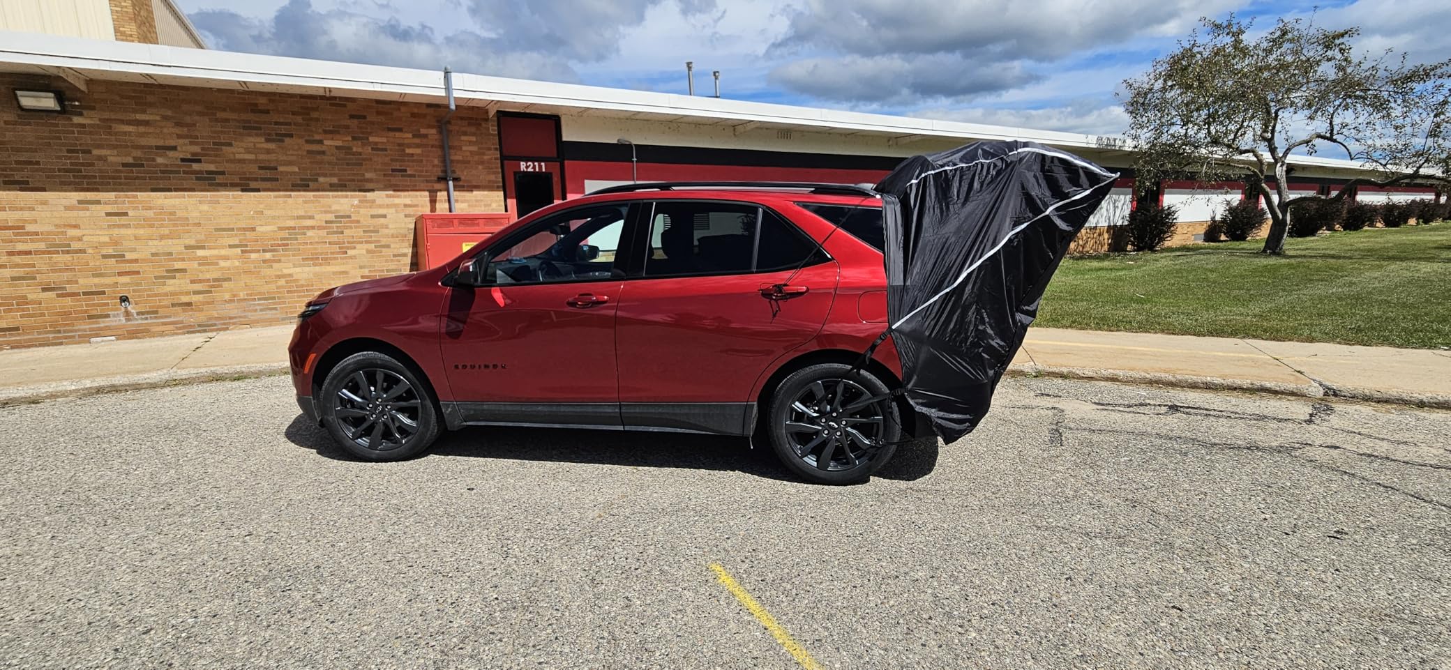 Hasika SUV Camping Tent Car Tailgate Shade Awning with Screen Net Waterproof 3000MM UPF 50+ Black (Small) customer photo 2