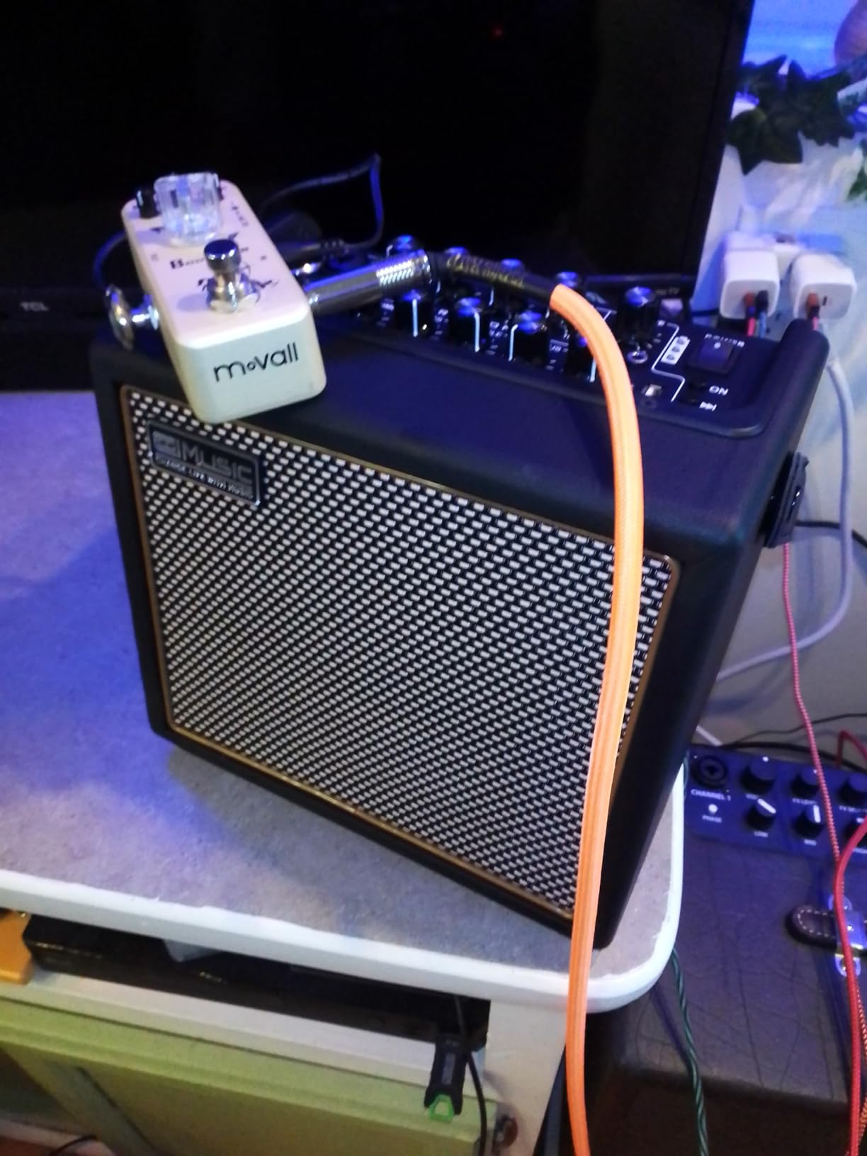 Acoustic Guitar Amplifier 30W Bluetooth Rechargeable Portable customer photo 2