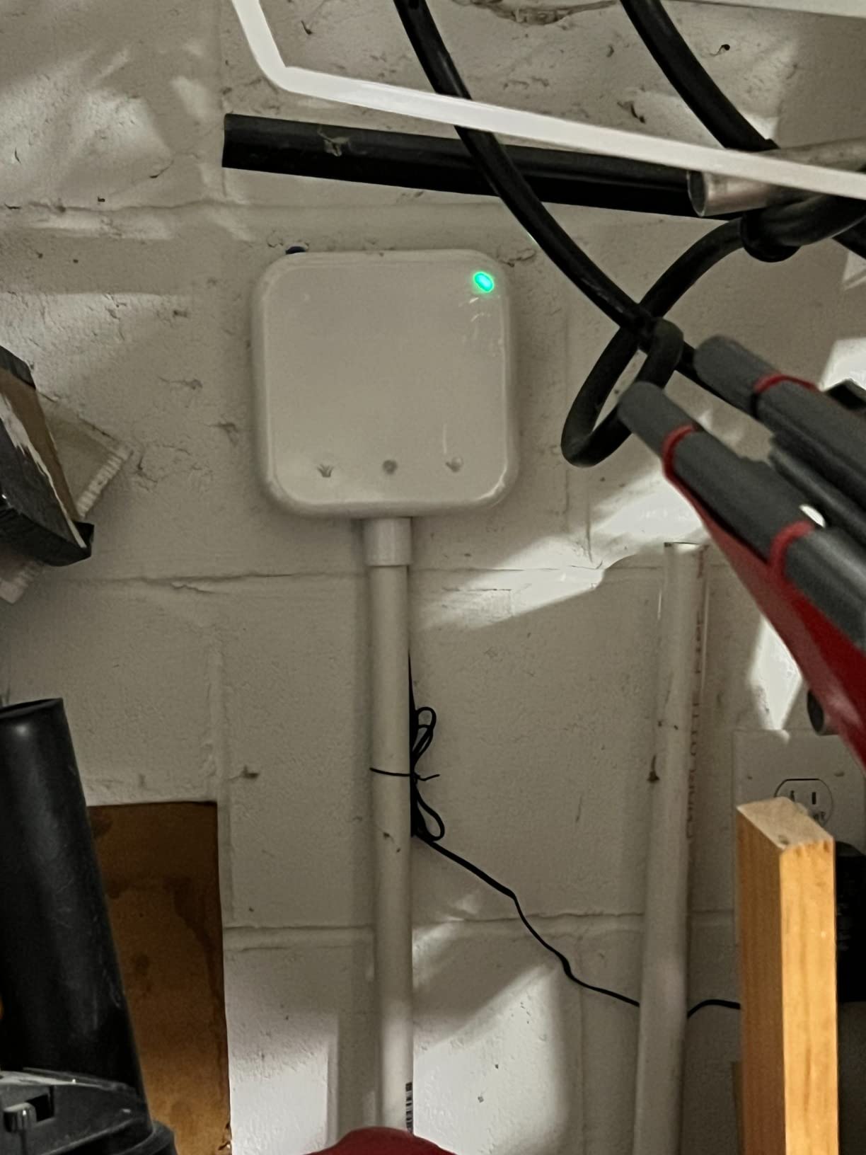 Netro Spark Smart Sprinkler Controller, WiFi, Weather Aware, Remote Access, Compatible with Alexa (16 Zone) customer photo 1