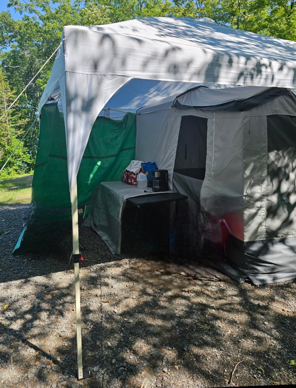 Yaheetech 10x10 Pop Up Canopy Tent with Vent, Easy Set Up Tent, Instant Sun Shelter Canopy with Wheeled Bag, 4 Sandbags, 12 Stakes & 4 Ropes customer photo 1