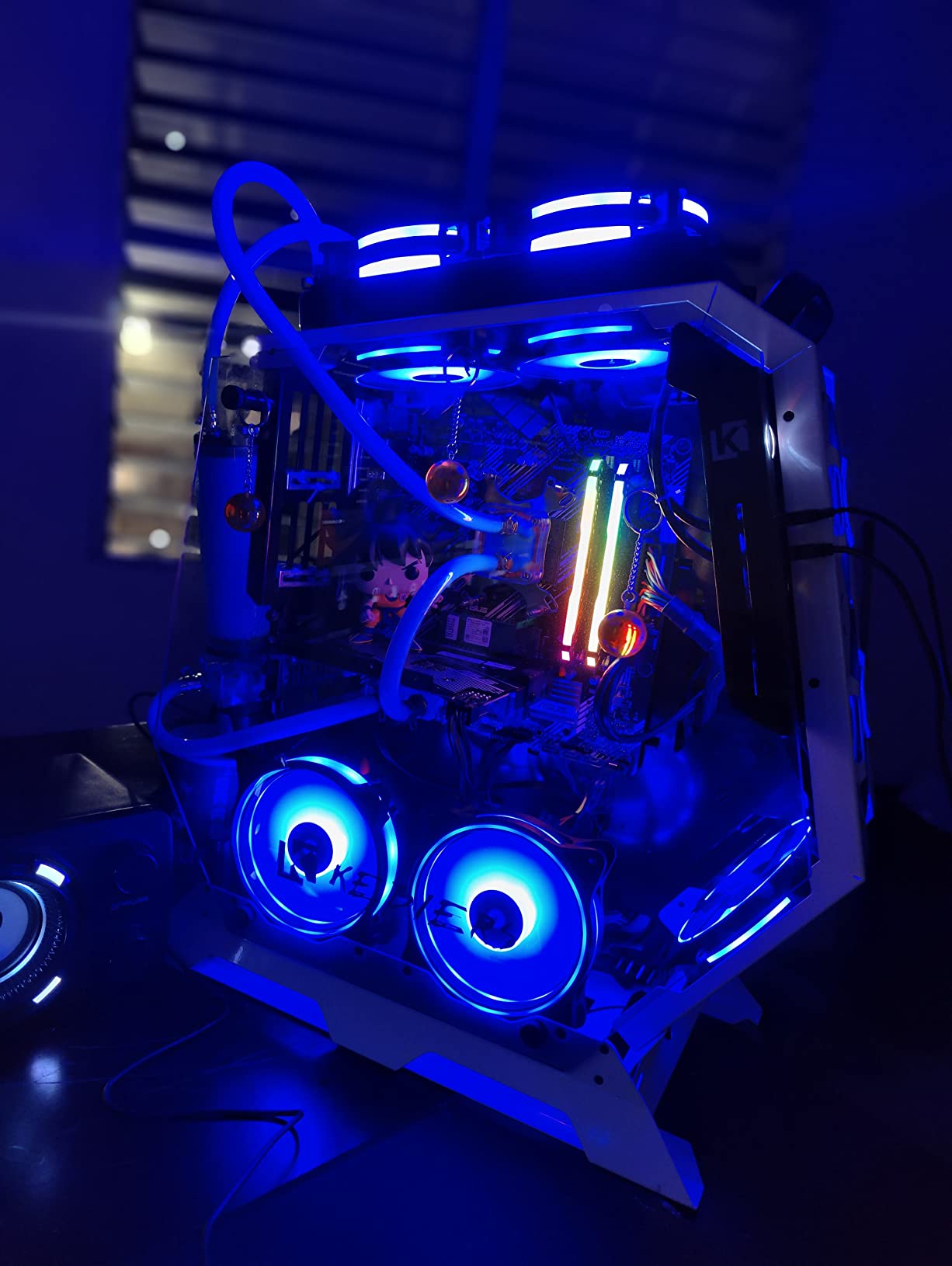 DIY Water Cooling Kit with CPU/GPU Block, Cylindrical Reservoir, Pump, LED Fan, 240mm Heat Sink Connectors customer photo 1