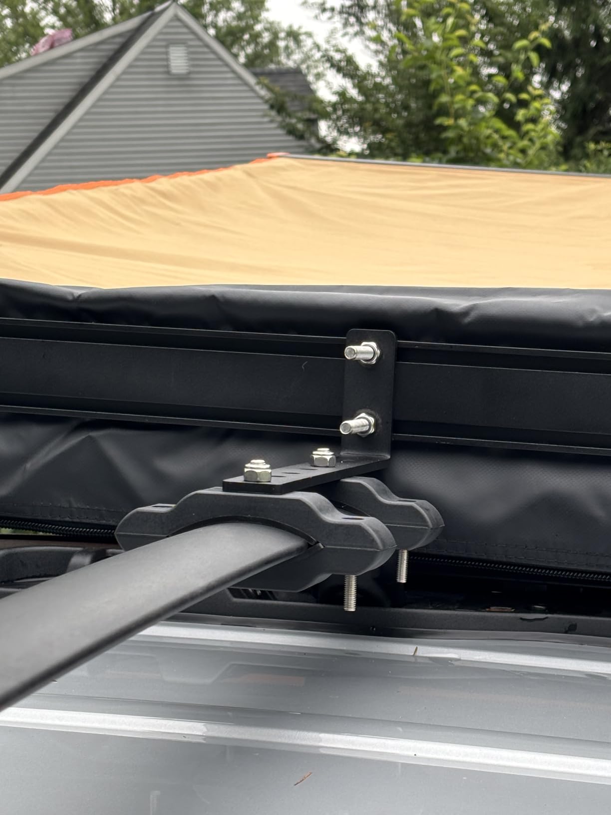 ALL-TOP Vehicle Awning 8.2'x8.2' Roof Rack Pull-Out Sun Shade UV50+, Weatherproof 4x4 Side Awning for Camping & Overland (Hardware Included) customer photo 2