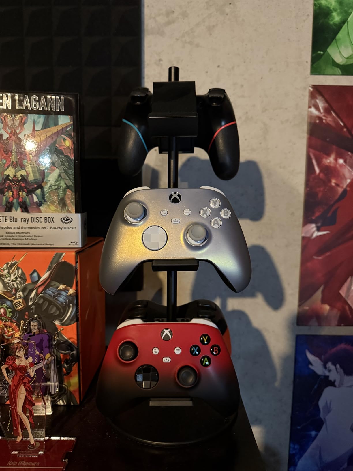 Controller Stand 3 Tier,Headphone Holder, Multi Adjustable Game Controller Headset Hanger for All Universal Gaming PC Accessories, Xbox PS4 PS5 Nintendo Switch(Smart Black) customer photo 1