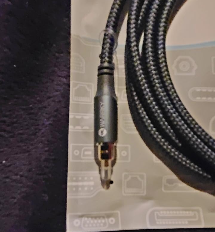 Warrky Optical Audio Cable, 6ft/1.8m Optical Cable for Soundbar, TV, Stereo Systems, Home Cinema [Nylon Braided, Slim Metal Case], Fiber Optic Audio Cord for Samsung, Vizio, LG, Bose, Sony, Sonos customer photo 1
