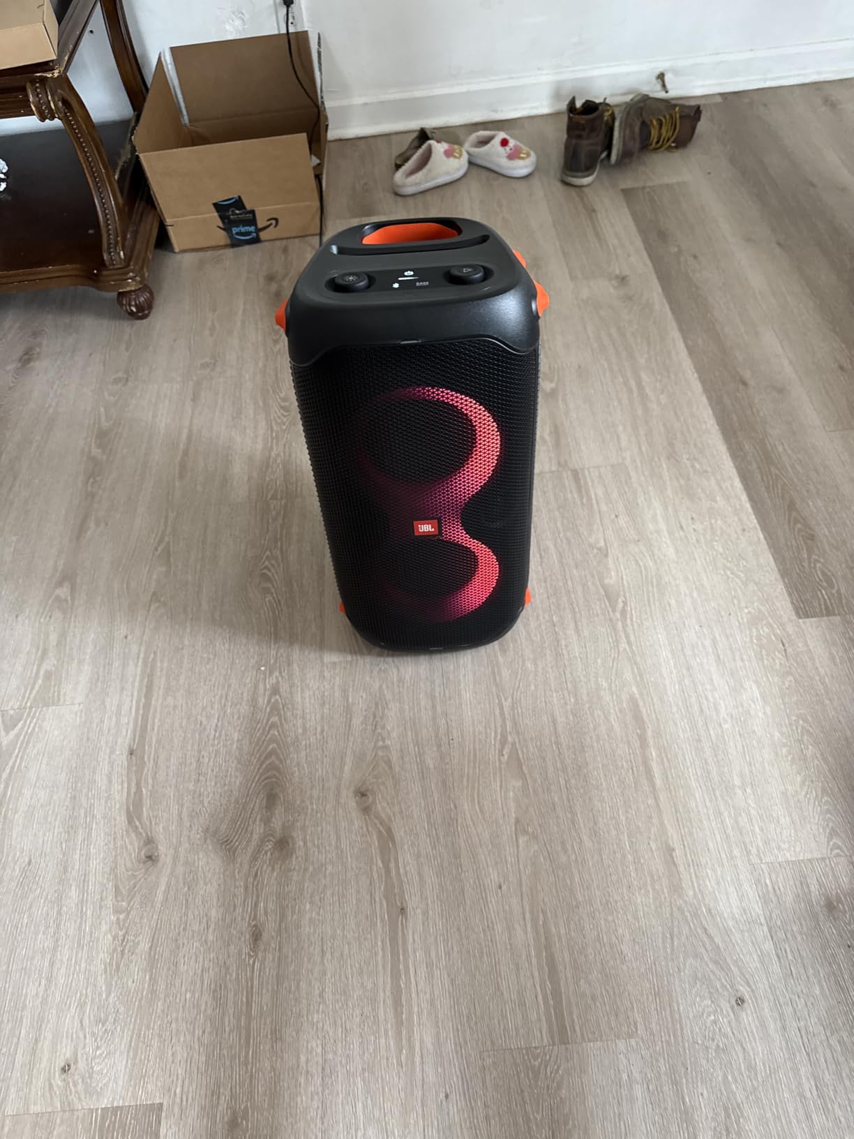 JBL PartyBox 110 - Portable Party Speaker with Built-in Lights, Powerful Sound and Deep Bass, Black customer photo 2