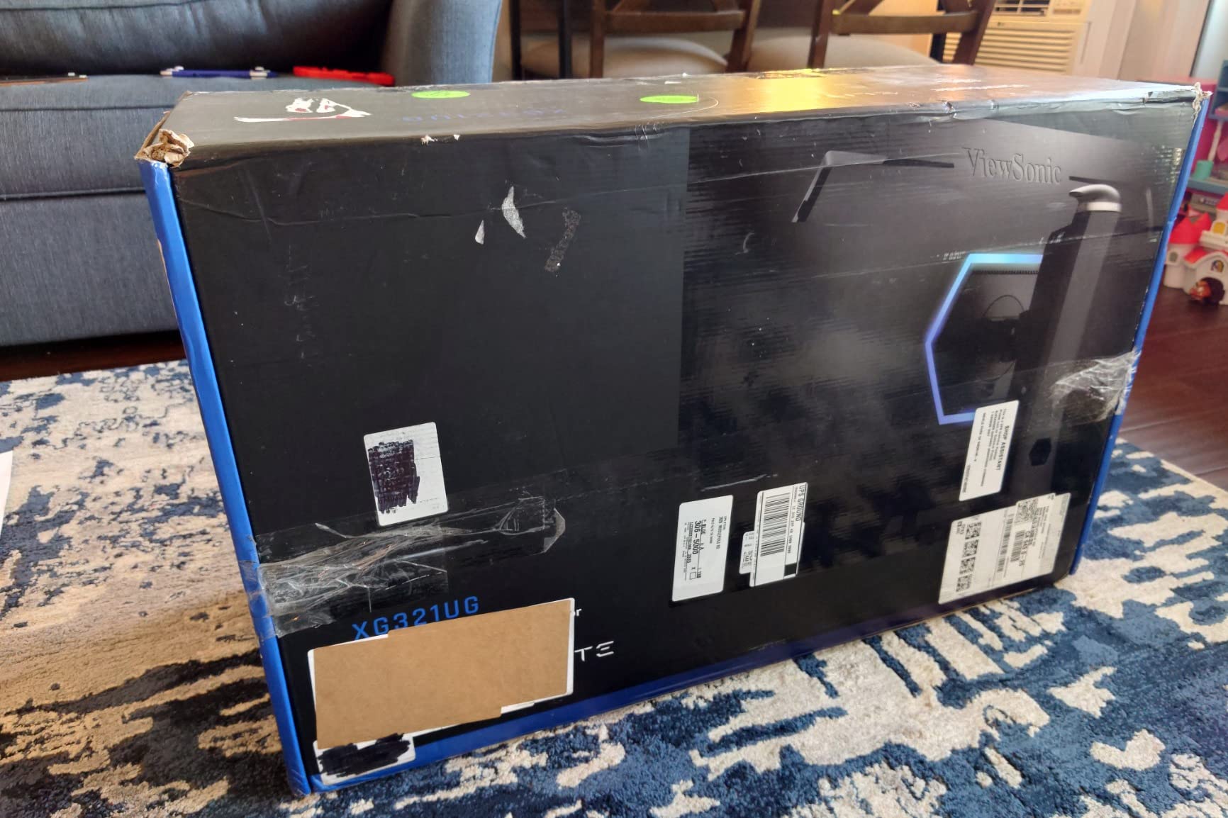 ViewSonic XG321UG 32 Inch 4K IPS 144Hz Gaming Monitor G-Sync Ultimate, Mini LED, HDR1400 customer photo 2