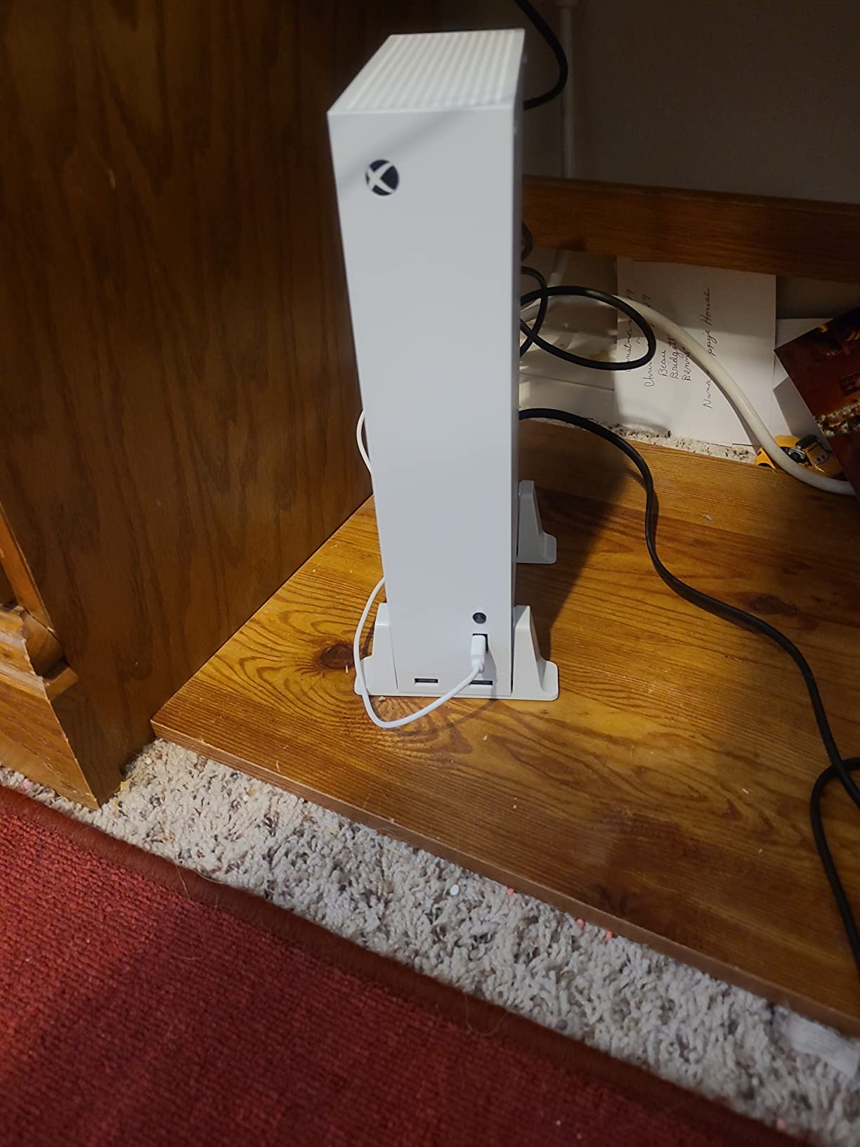 Mcbazel Vertical Stand with Cooling Fan for Xbox Series S, Romovable Cooler System with Extra 2 USB Ports for Xbox Series S Console - White (NOT for Xbox Series X/Xbox One S) customer photo 1