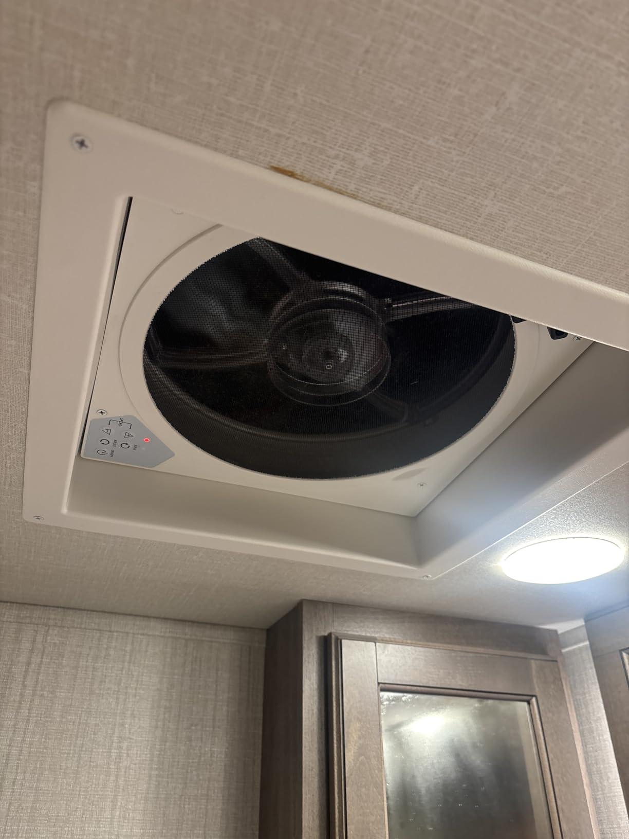 12V RV Roof Fan Vent 14'' 10 Speed Reversible Manual Lift (NO REMOTE) customer photo 1