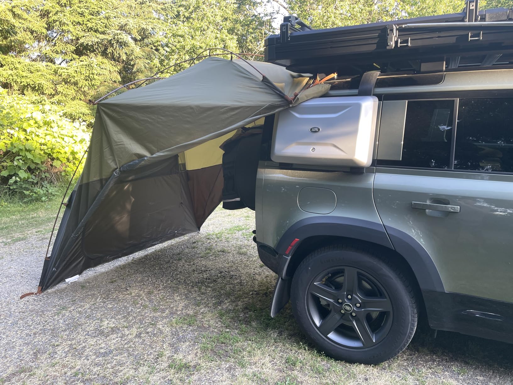 Kelty Highroads Overlanding Shelter - Universal Mount Car Camping Tent with Large Zippered Entry, Aluminum Frame, Adjustable Walls and Windows, UV Protection, Rainproof, Stuff Duffel Included, 2024 customer photo 1