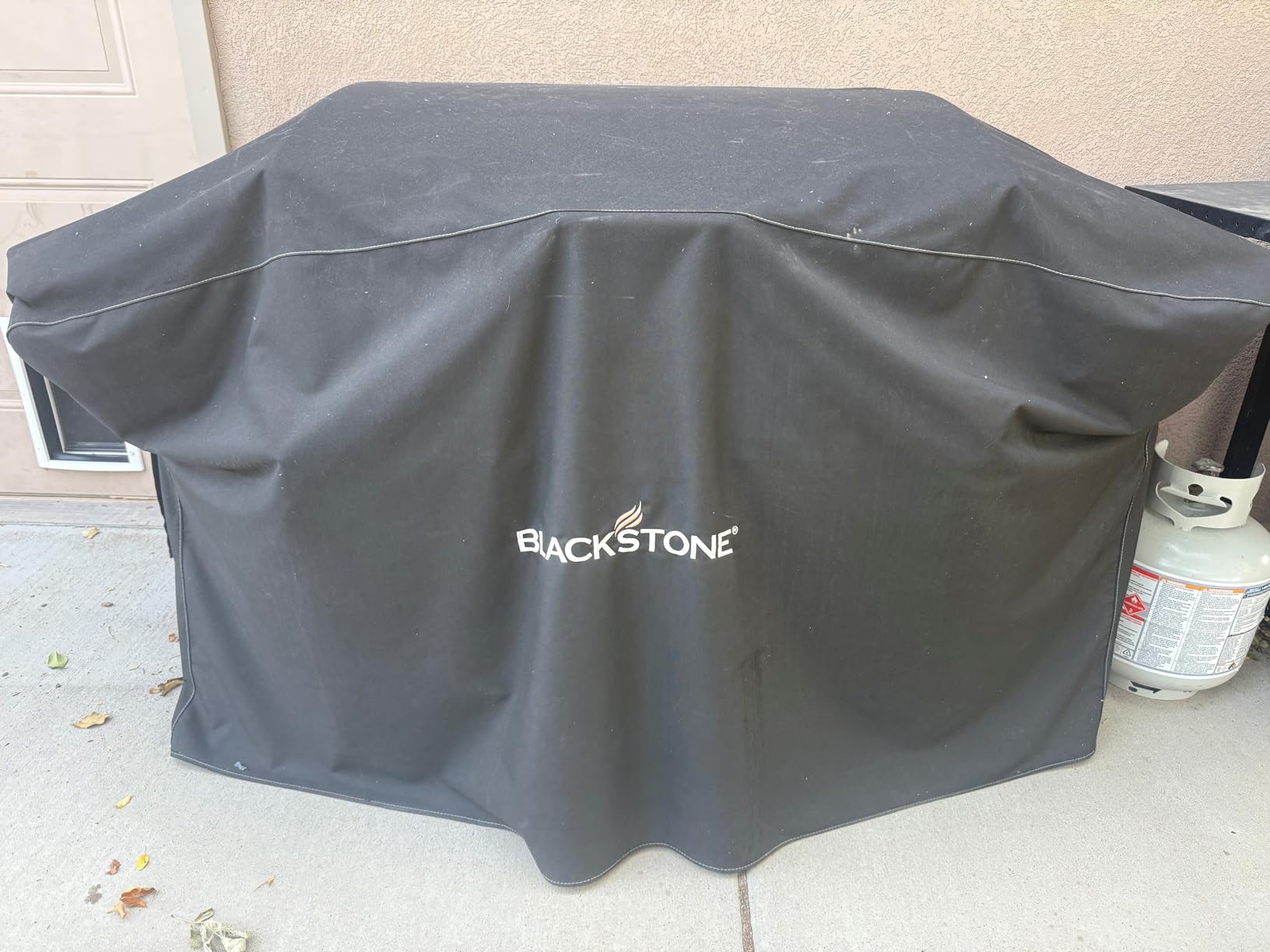 Blackstone 5482 Griddle Cover Fits 36 inches Cooking Station with Hood Weather Resistant, Heavy Duty 600D Polyester Flat Top Gas Grill Cover with Cinch Straps 36