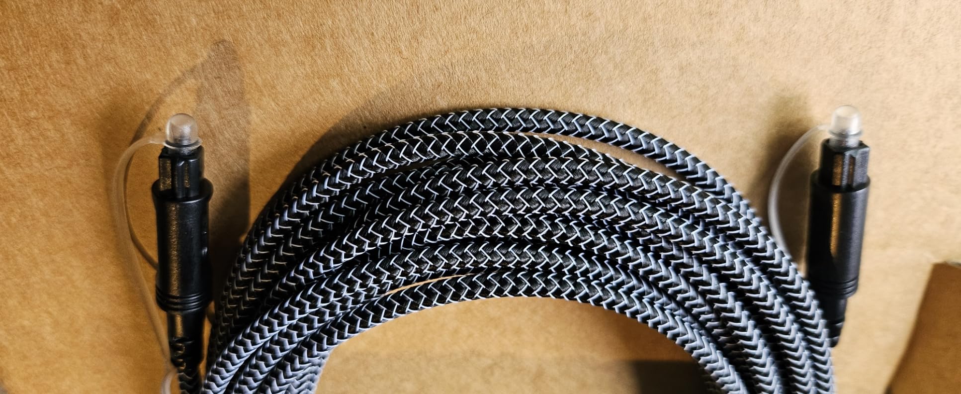 EMK Digital Optical Audio Cable [3 Feet/1M] - Slim Nylon Braided Toslink Fiber Optic Cable for Sound Bar, TV, Home Theater, PS4, Xbox, Blu-Ray Player & More - High-Speed SPDIF (Black) customer photo 2