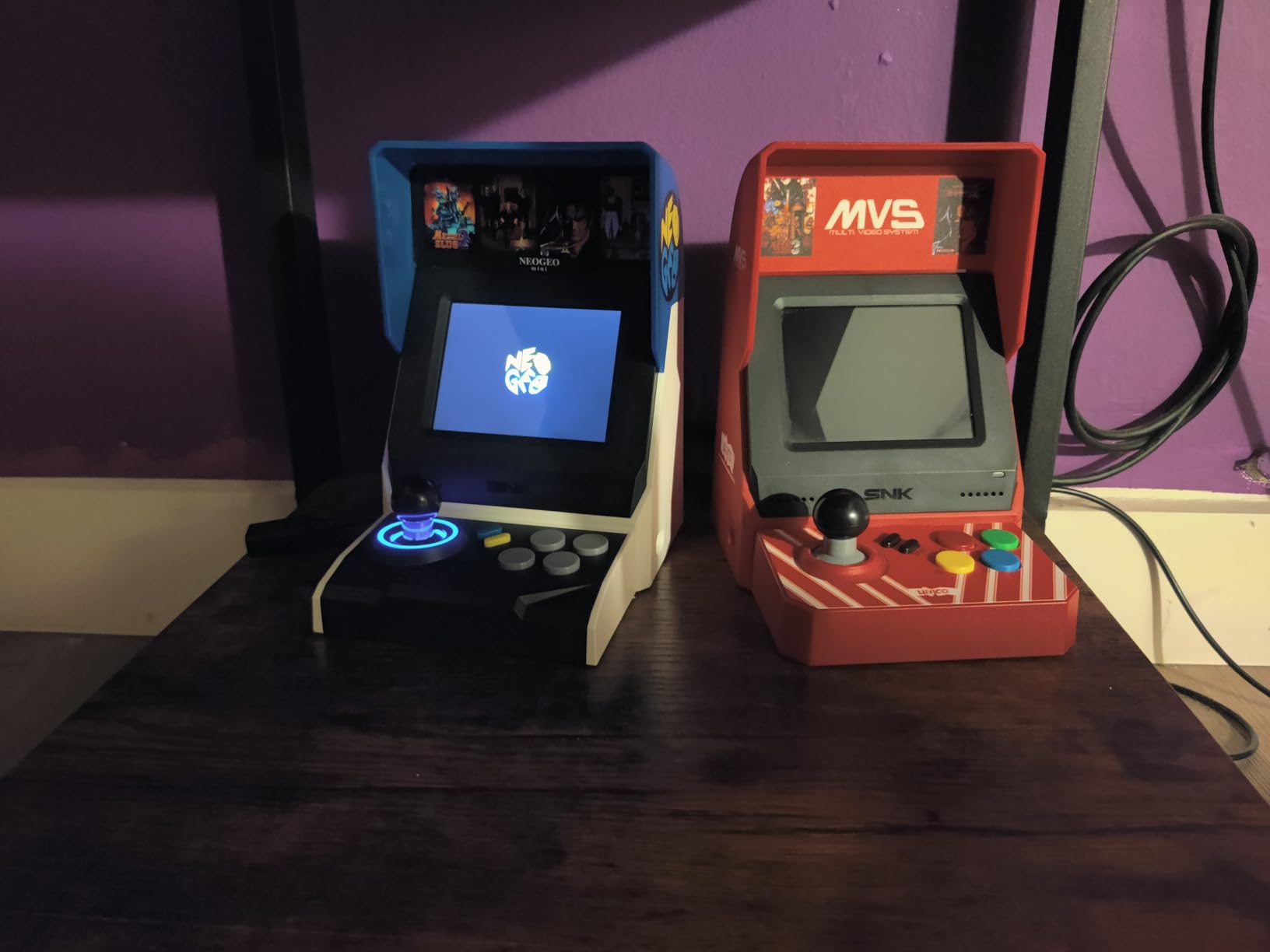 NEOGEO Mini Arcade International Version, 40 Pre-Loaded Classic SNK Games:The King of The Fighters / Metal SLUG and More, Built-in Clearly 3.5LCD Screen, HDMI and 2 Gamepad Ports customer photo 2