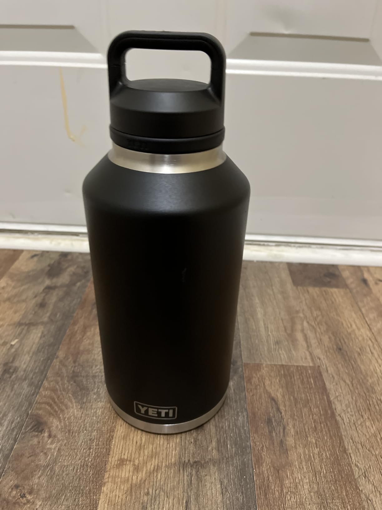 YETI Rambler 64 oz Bottle, Vacuum Insulated, Leakproof, Stainless Steel with Chug Cap, Navy customer photo 2
