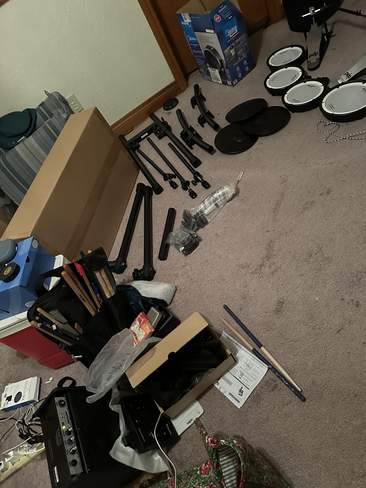 Roland TD-07DMK Electronic V-Drums Kit - Legendary Double-Ply All Mesh Head Kit with Superior Expression and Playability - Bluetooth Audio and MIDI - 40 FREE Melodics Lessons customer photo 2