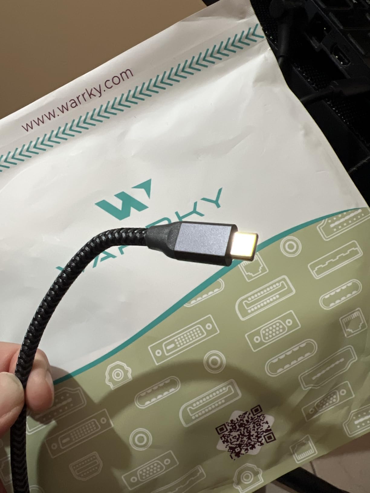 Warrky USB C to DisplayPort Cable for Office and Gaming (8K 60Hz, 4K 240/144Hz) Aluminum Type-C to Display Port (DP) Cord [Thunderbolt 3/4 Compatible] for iPhone 15 Series, iPad, Galaxy -3.3ft customer photo 1