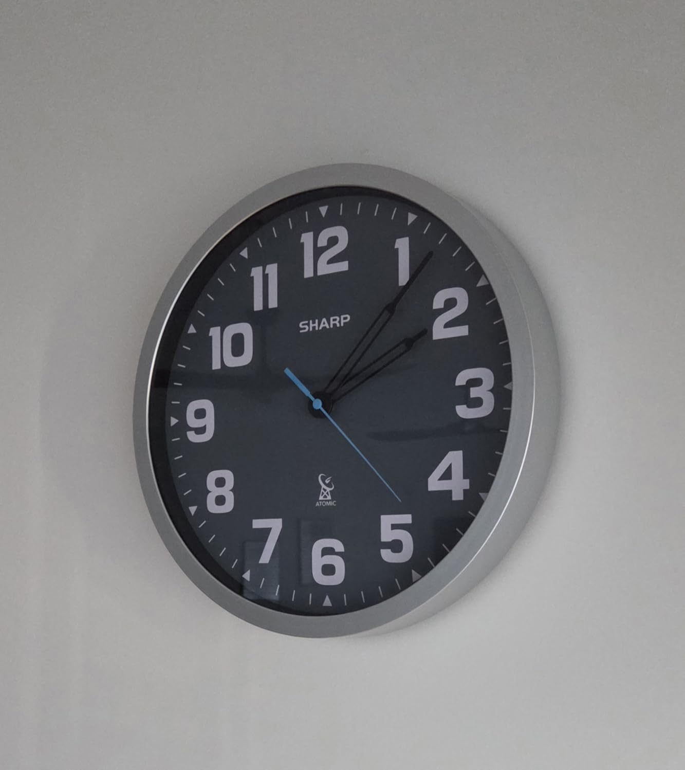 Sharp Atomic Analog Wall Clock - 12