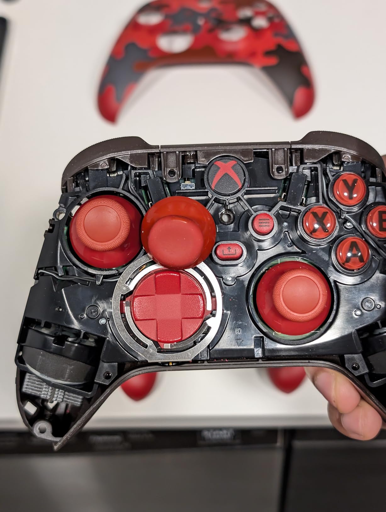 eXtremeRate Replacement Thumbsticks for Xbox Series X & S, Joysticks Repair Kit for Xbox Wireless Controller, Custom Analog Stick Buttons for Xbox One S/X/Elite Controller - Carmine Red customer photo 1