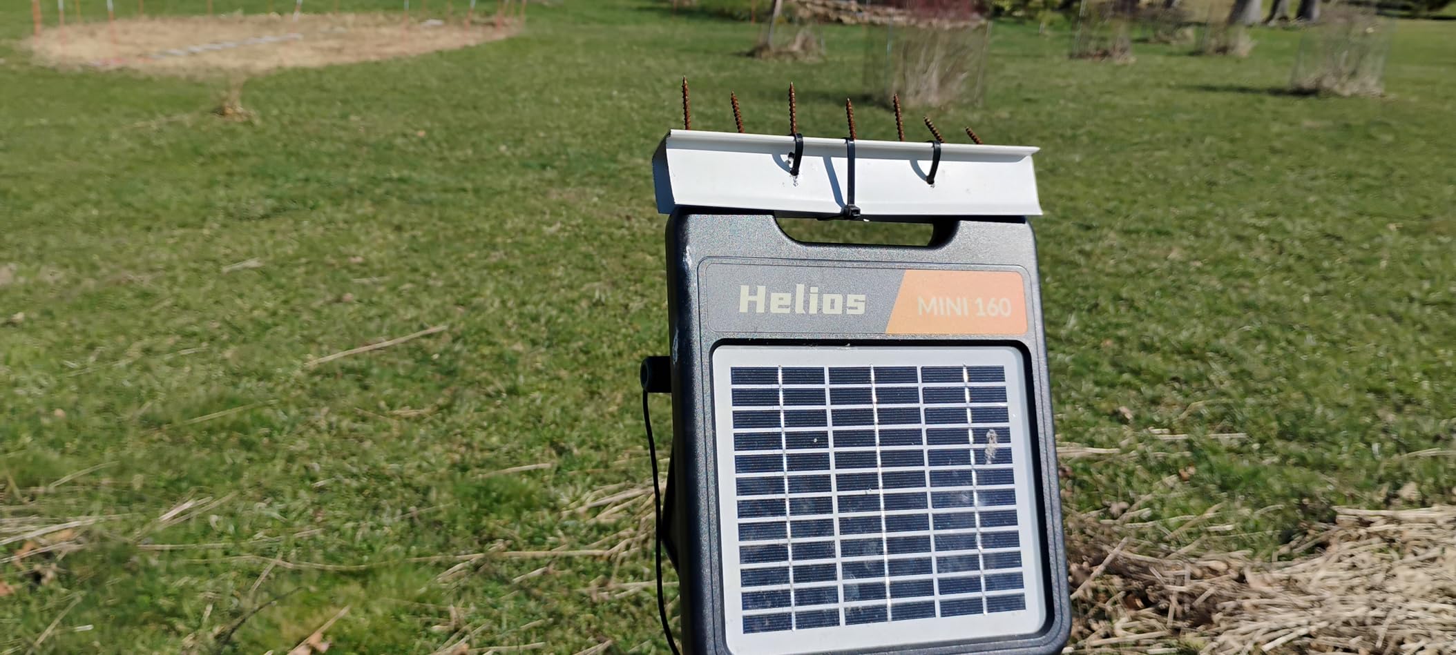 Andmon MINI400 20 Miles Solar Electric Fence Charger with Day/Night Mode 0.4J Output Energy Electric Fence Energizer customer photo 2