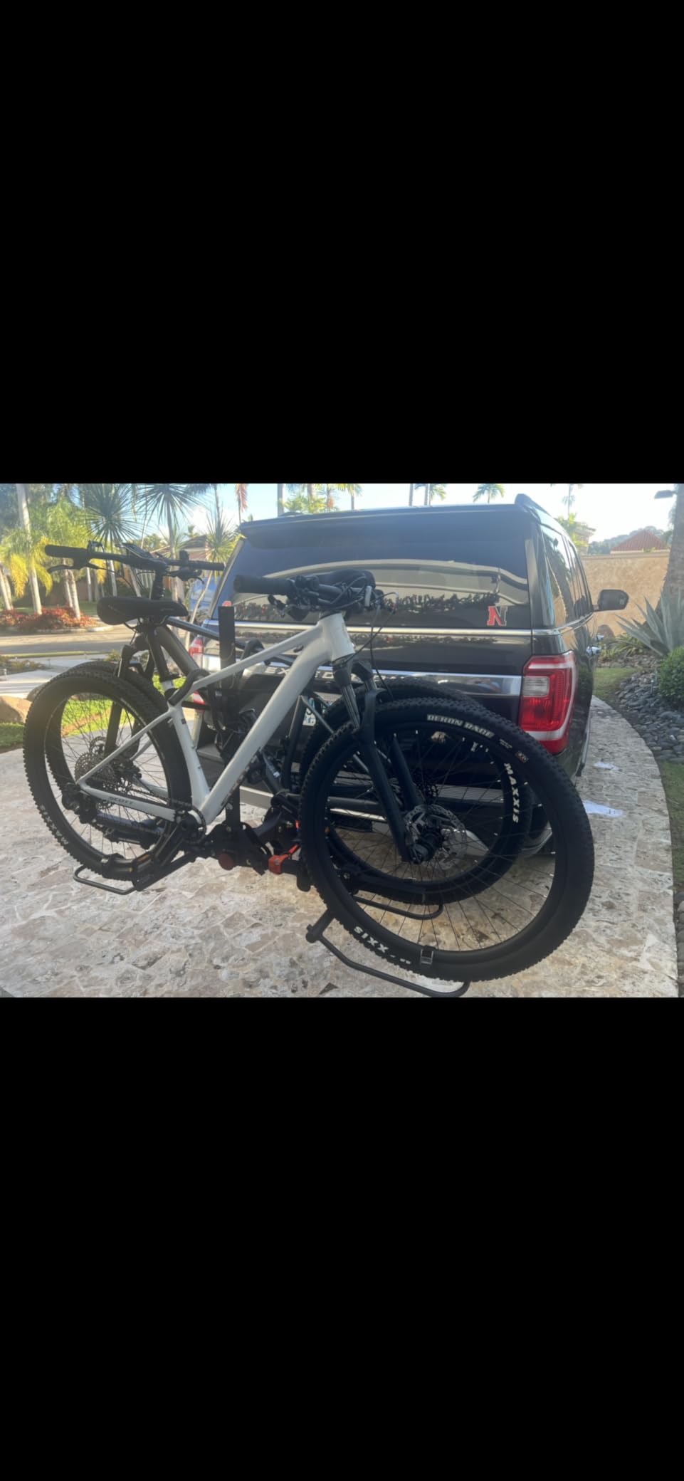 Young Bike Rack Hitch for Car - 200LB 2-Bike Rack Hitch Mount Platform Style customer photo 1