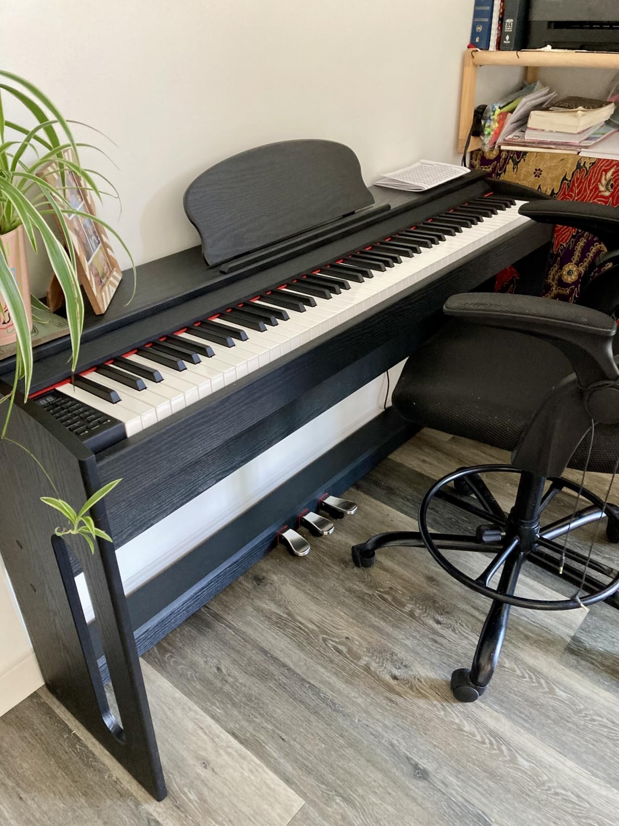 AODSK B-85 88-Key Weighted Hammer Action Digital Piano with Speakers, Furniture Stand and Triple Pedals, Beginner's Course customer photo 2