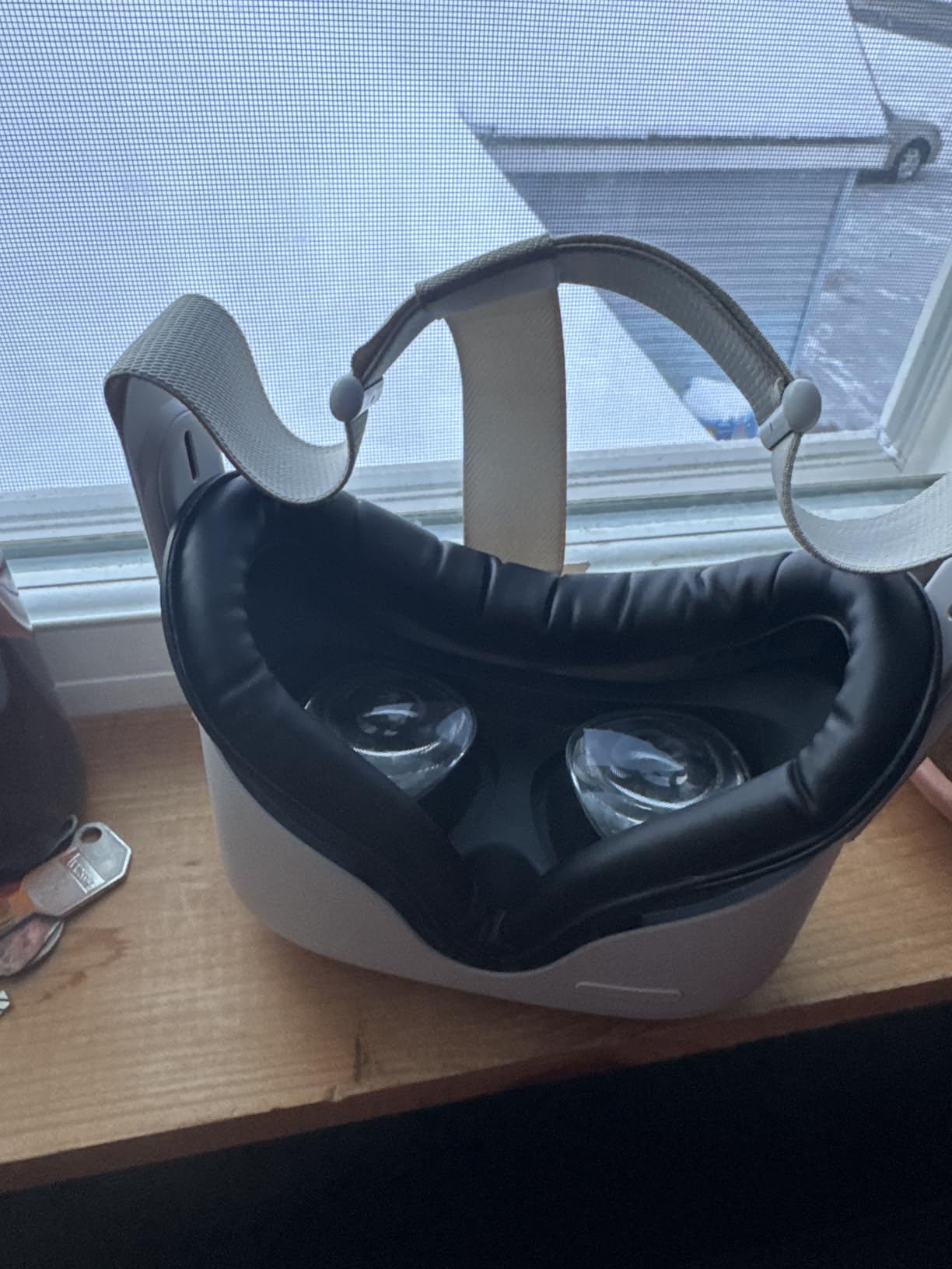 SUPERUS Facial Interface & Face Cover Pad for Oculus Quest 2, Sweat-Proof PU Foam Cushion - VR Accessories for Meta Quest 2 customer photo 1