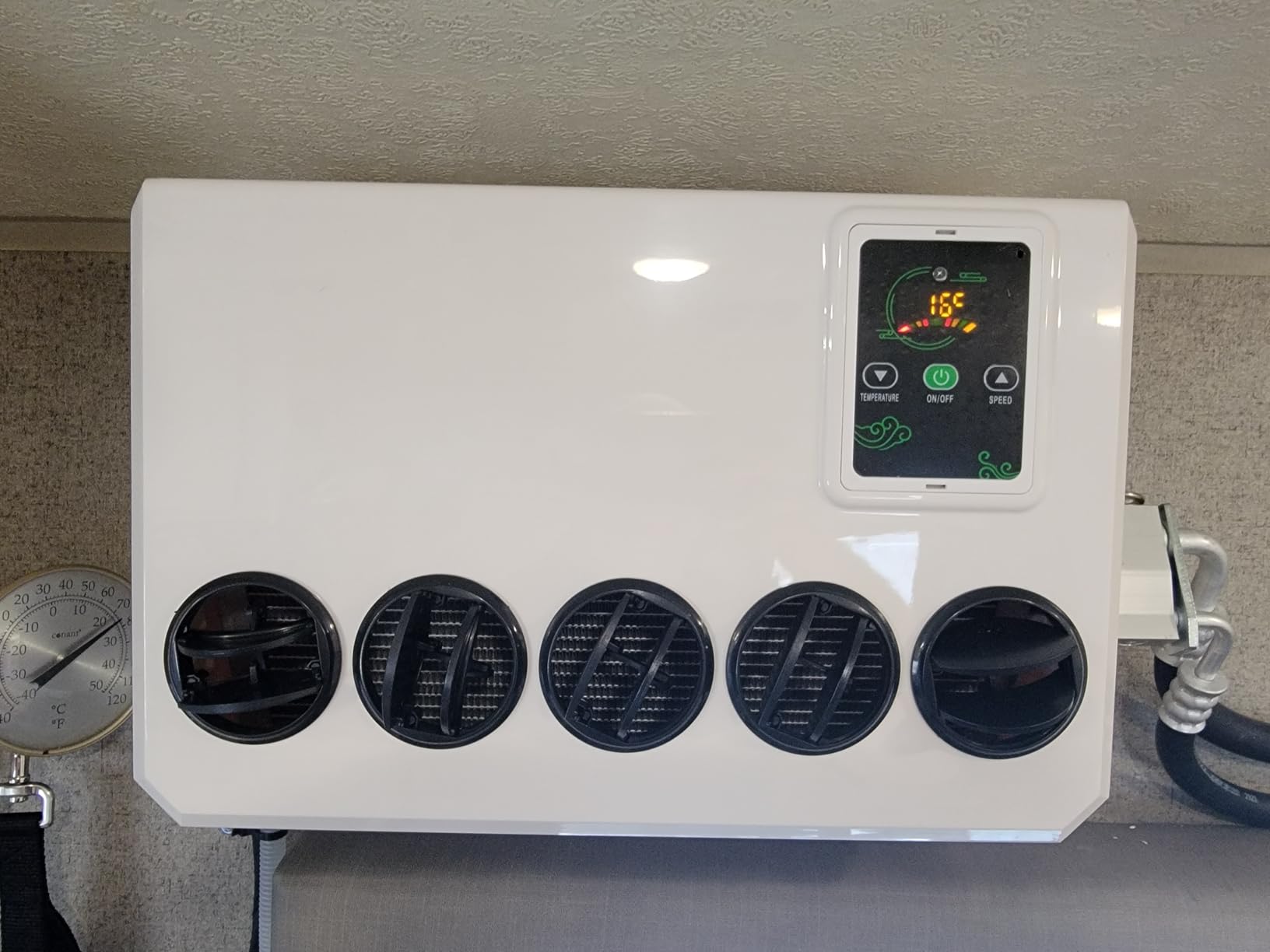 Universal 12V DC Electric Air Conditioner, RV Truck Excavator Engineering Vehicle Agricultural Vehicle Bus Van 12V voltage Parking Air Condition customer photo 2
